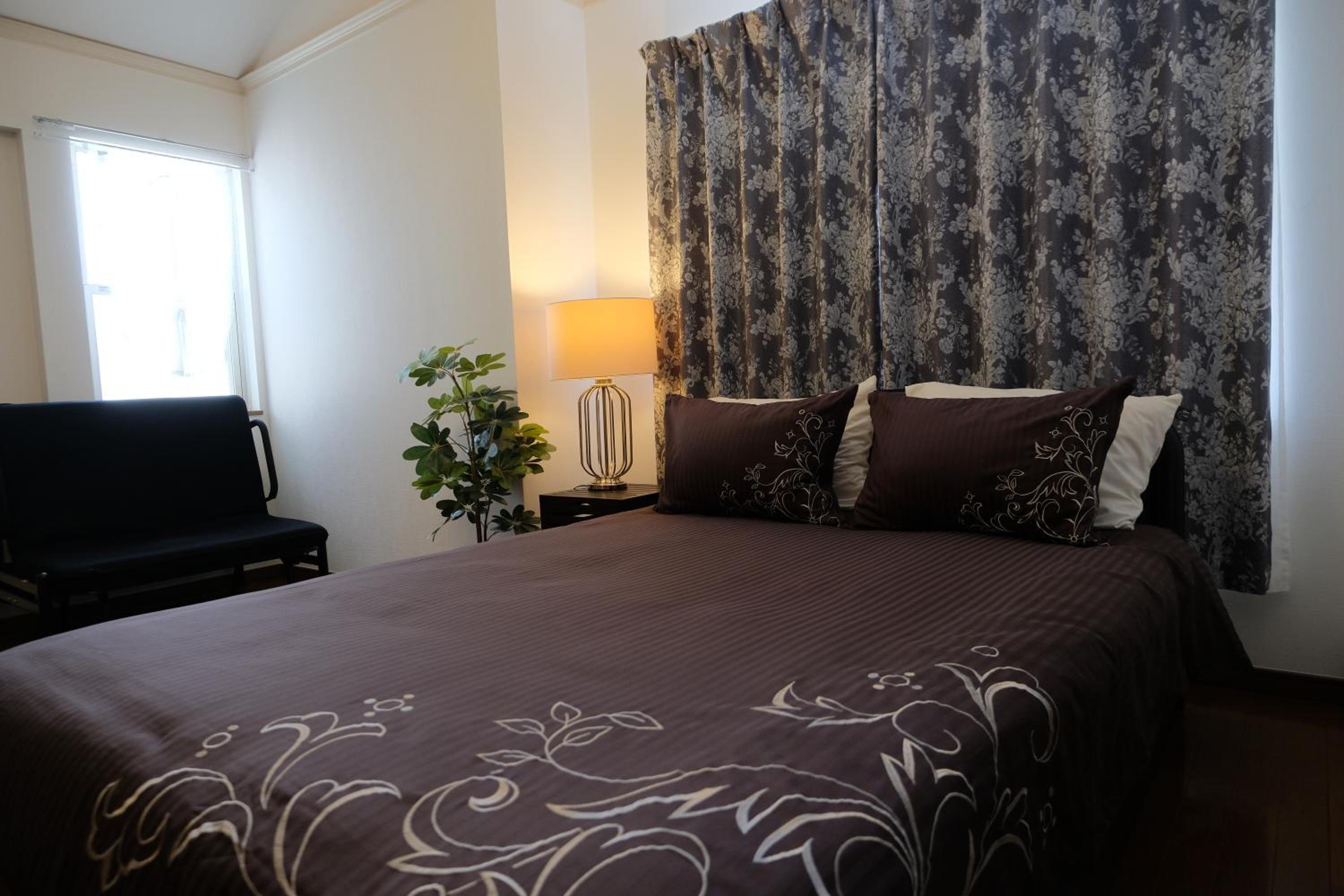 Four-Bedroom Apartment With Balcony  photo 1
