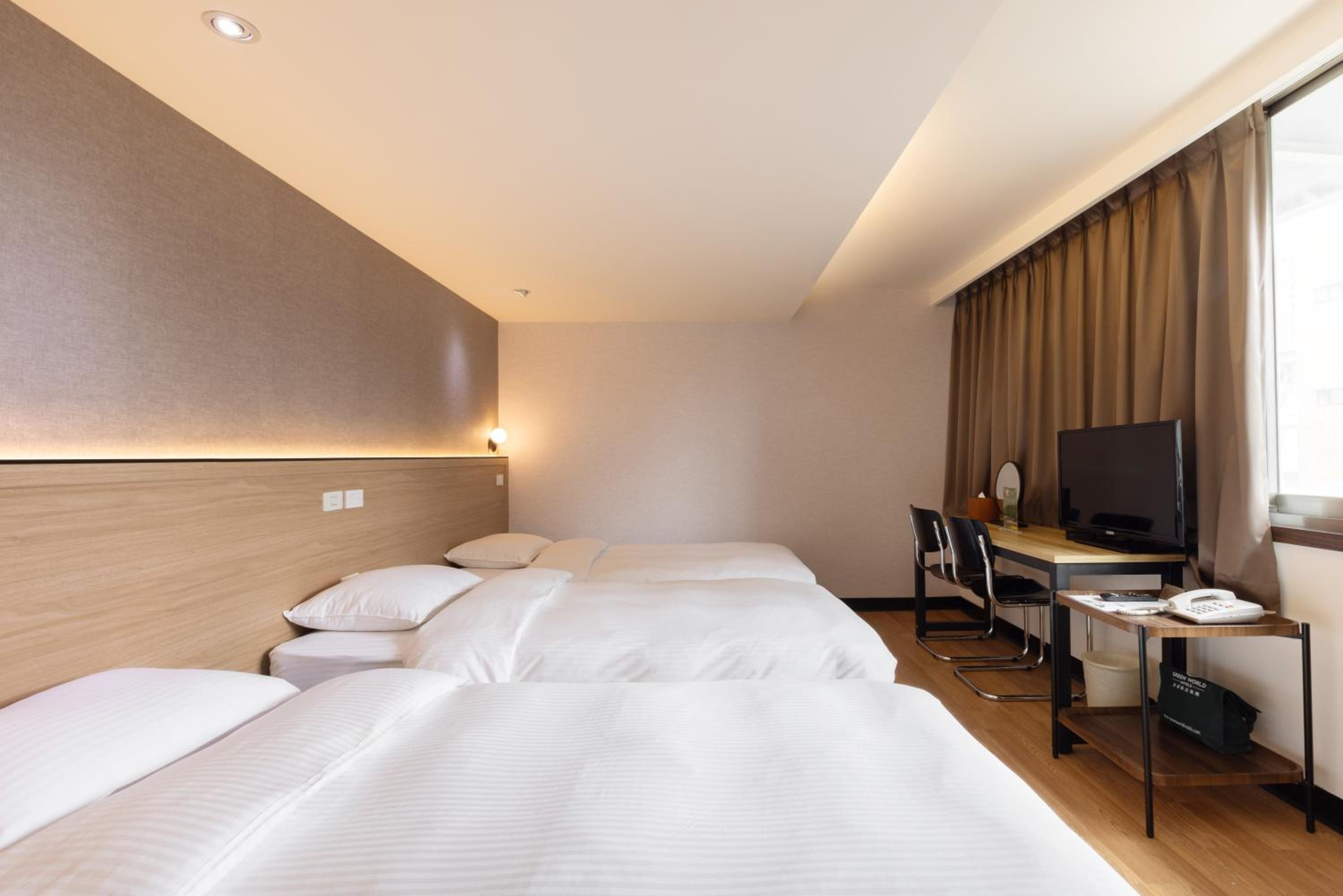 Standard Triple Room photo 3