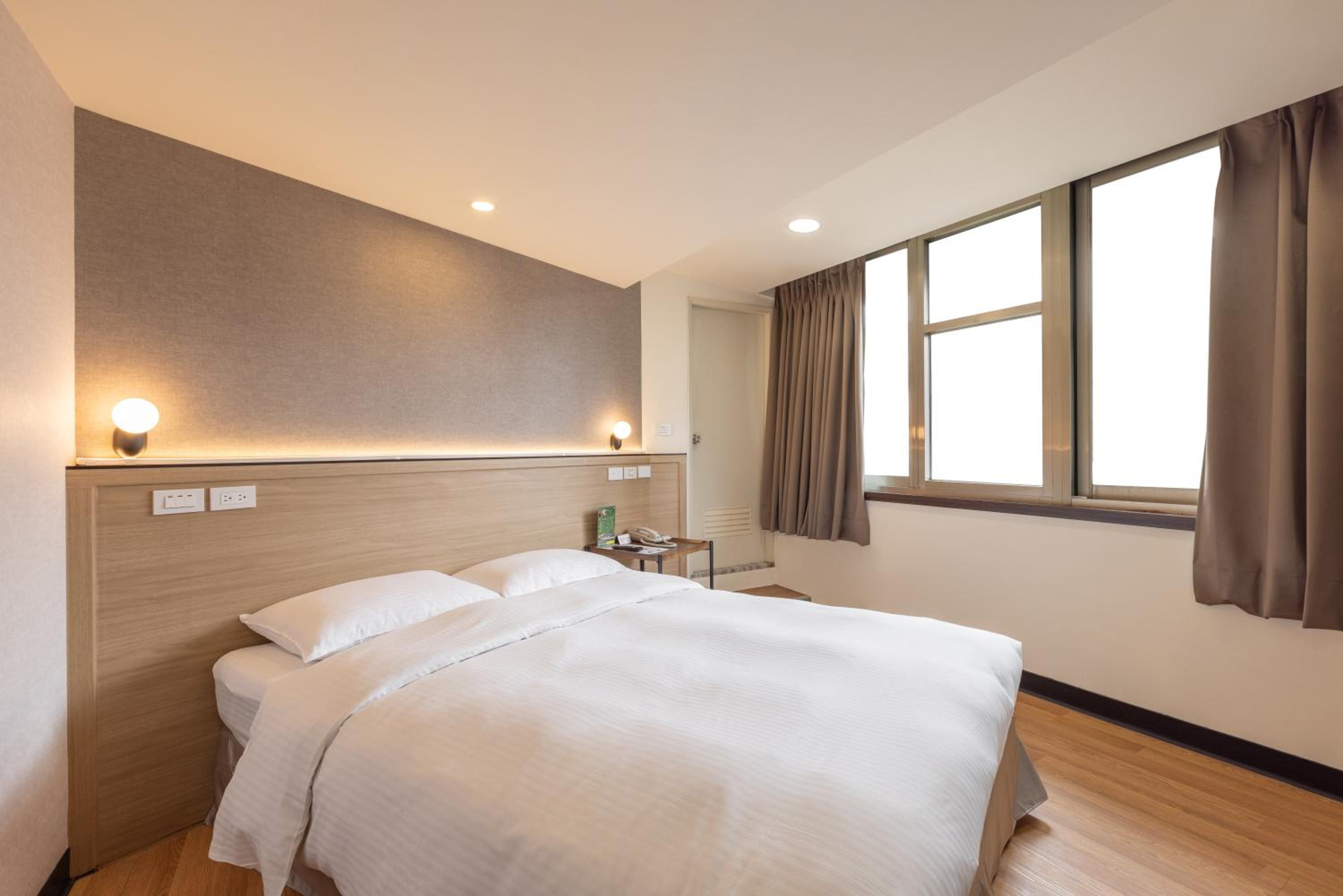 Small Double Room photo 3