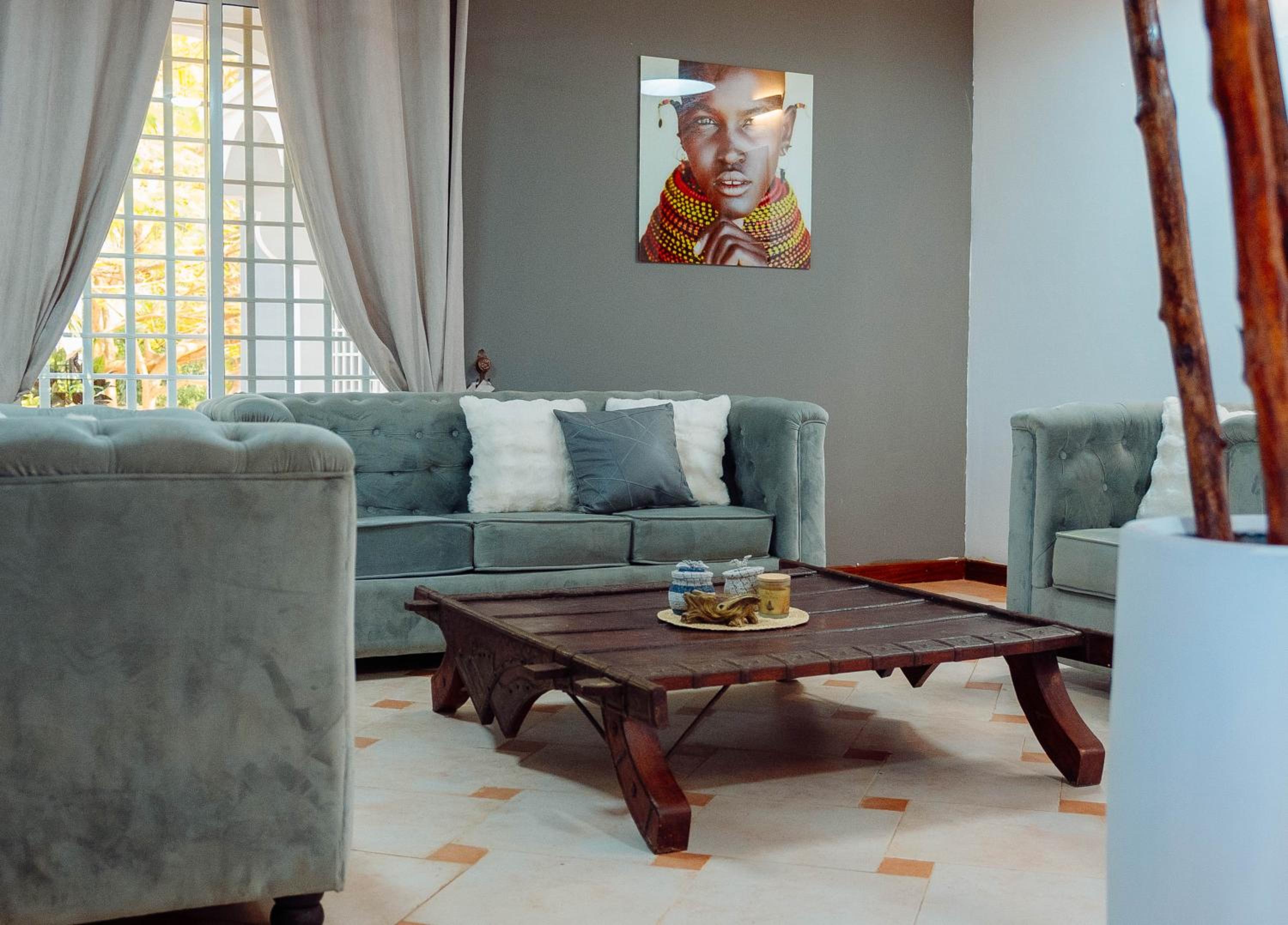 Villa photo 1