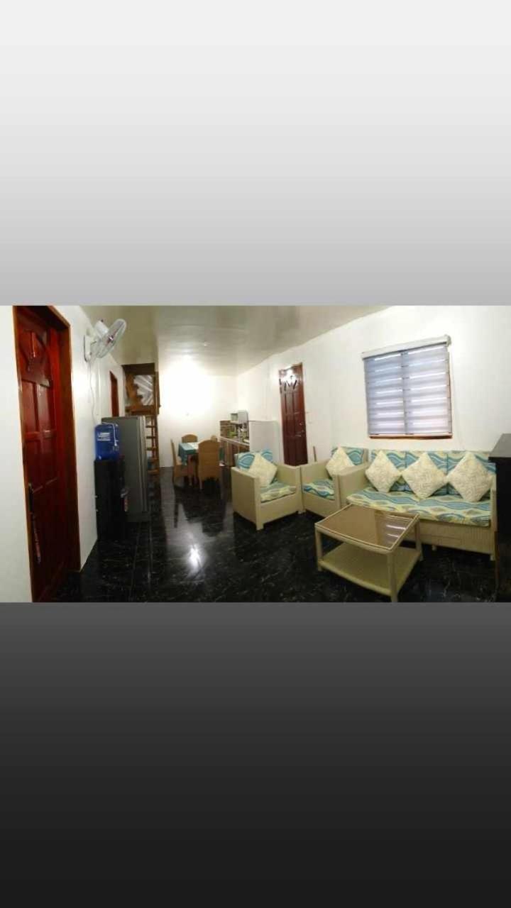 Two-Bedroom House photo 2