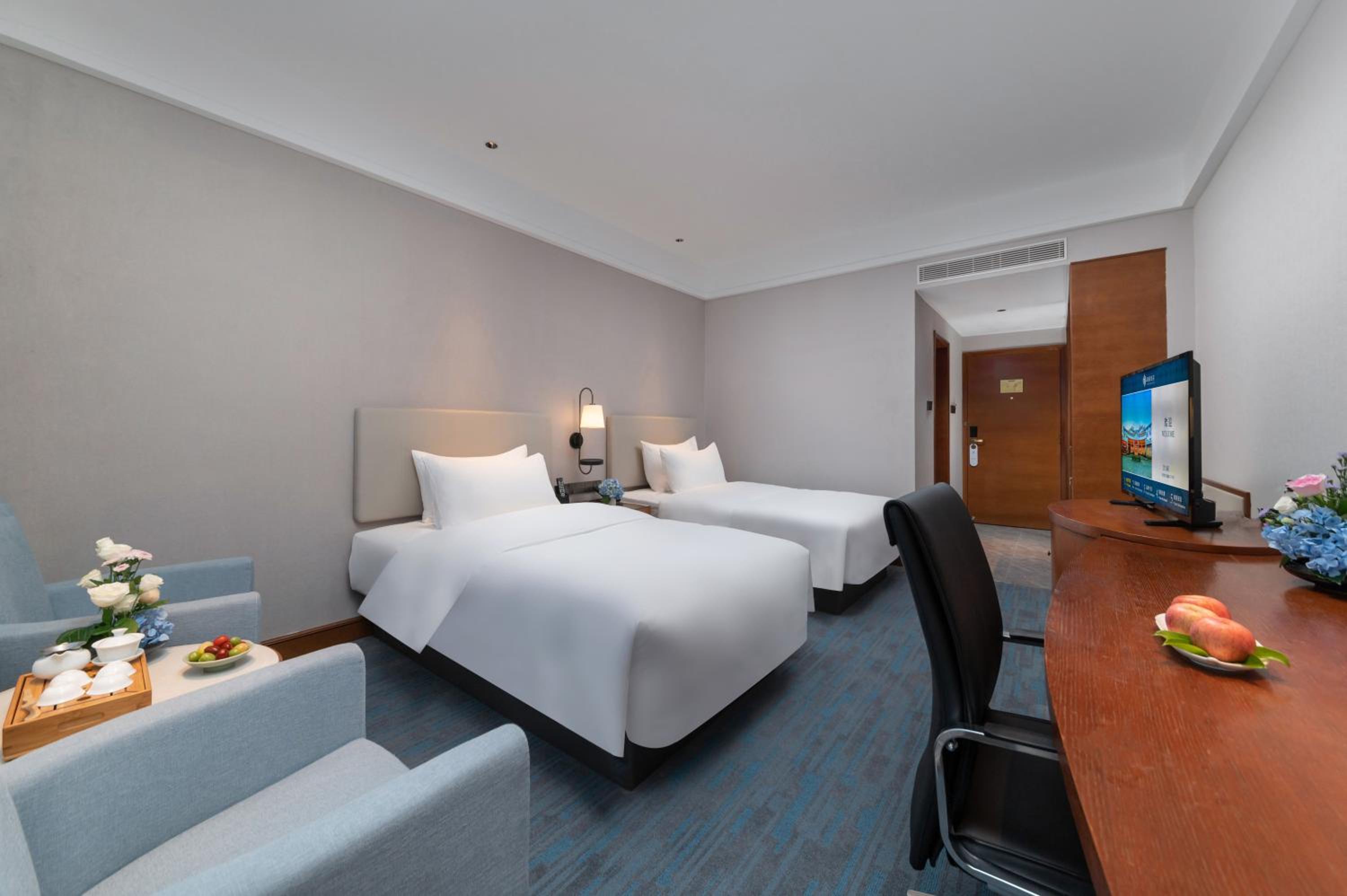 Business Twin Room photo 3