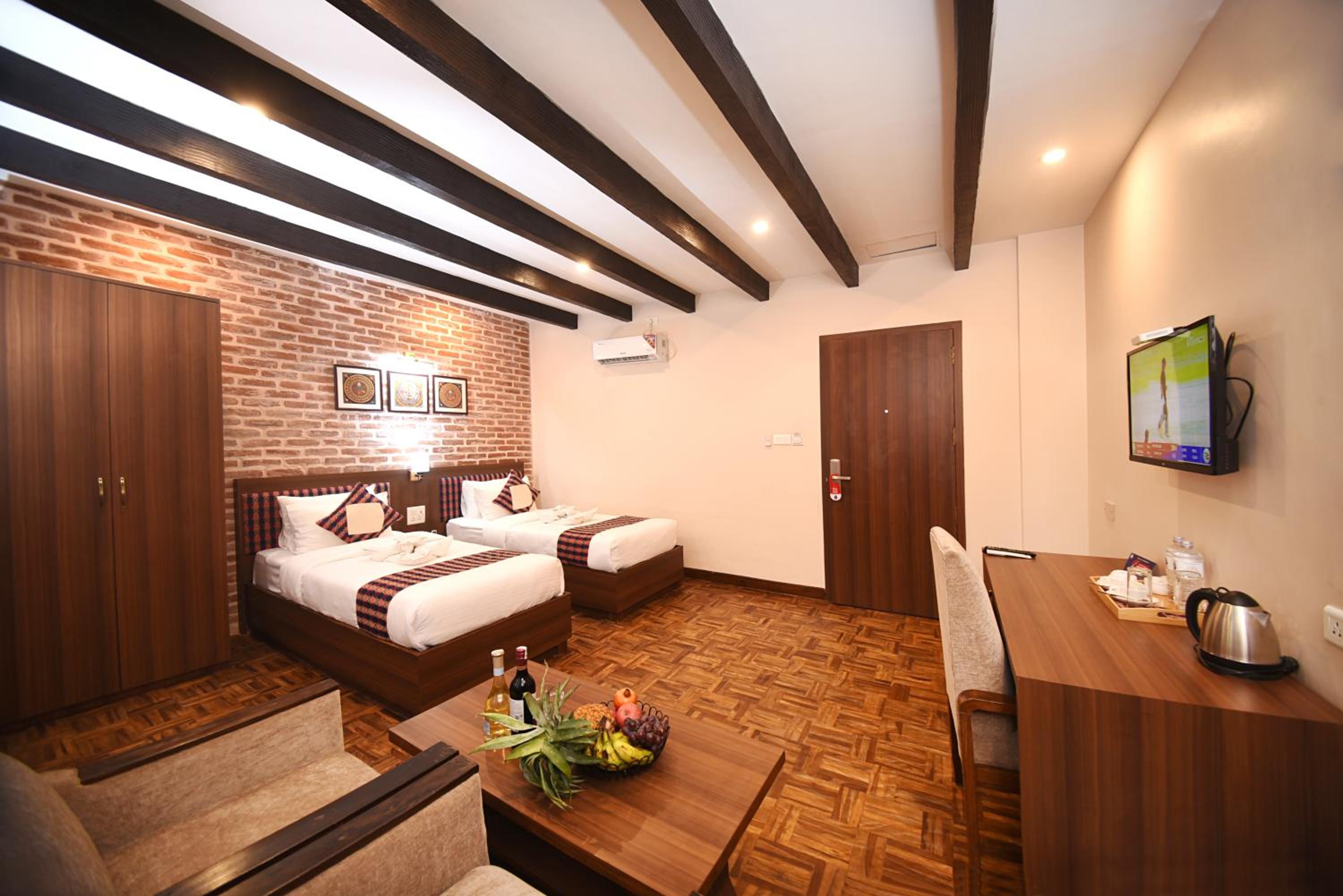 Deluxe Double Room - Photo 5