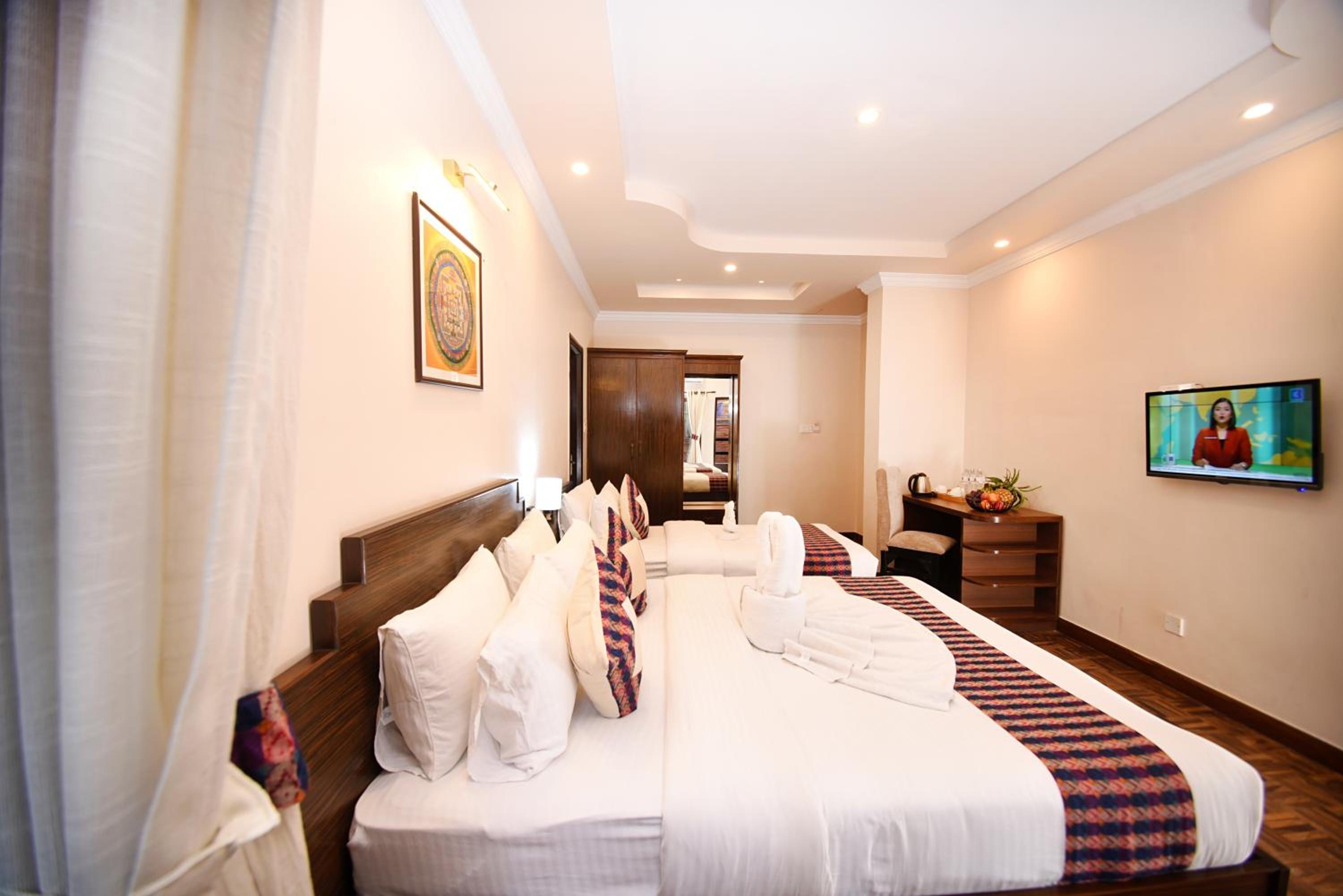 Family Suite - Photo 9