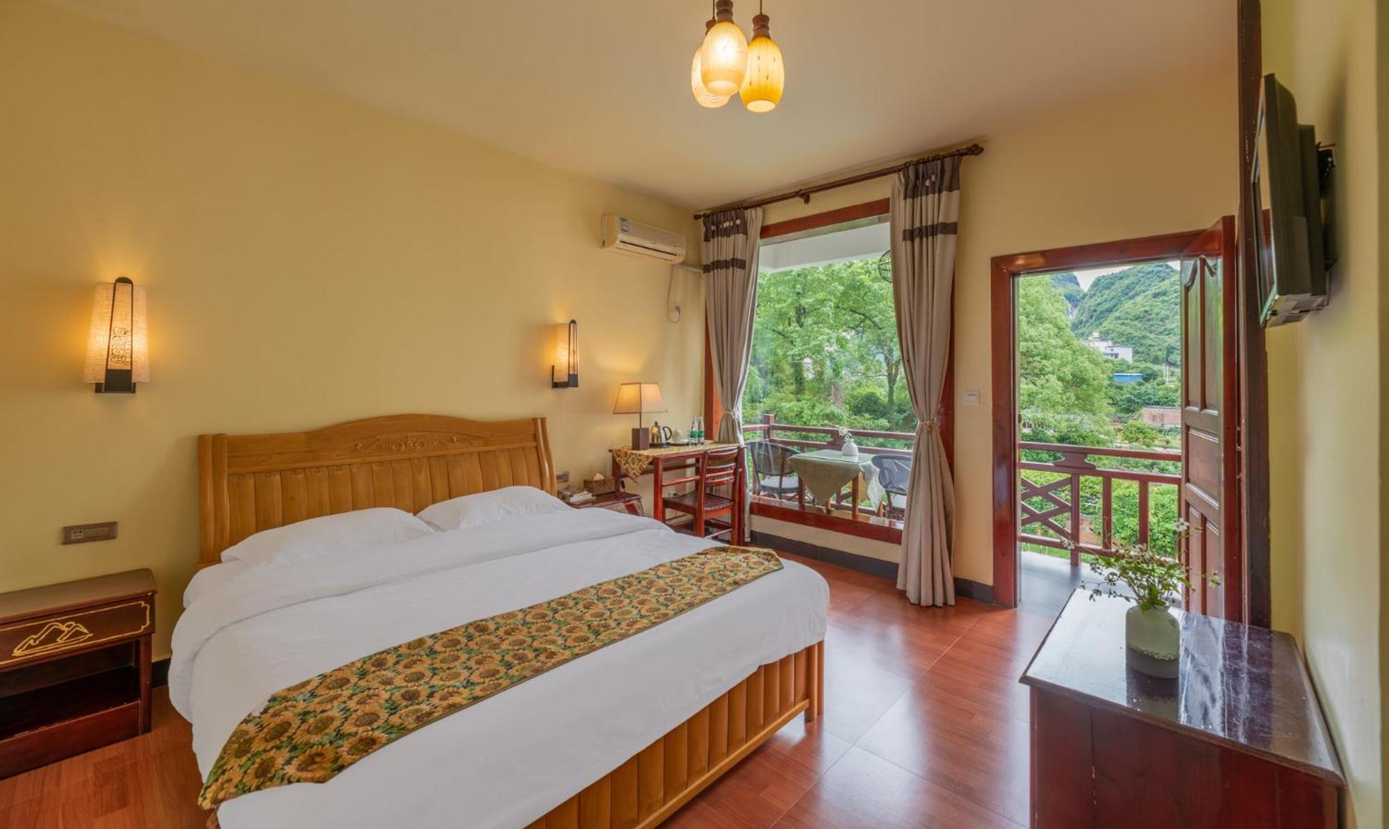 Double Room with Pool View