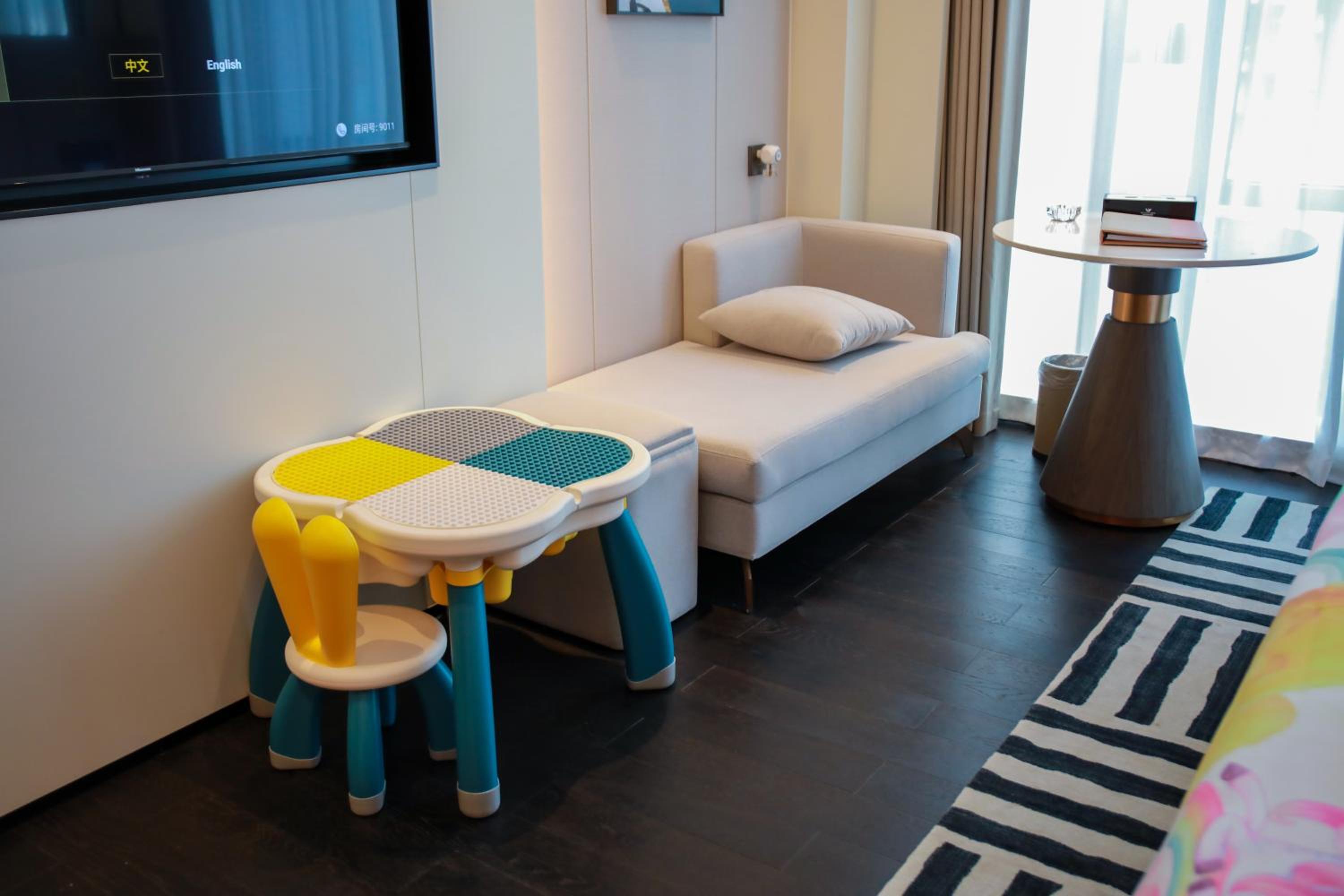 Family Room photo 2