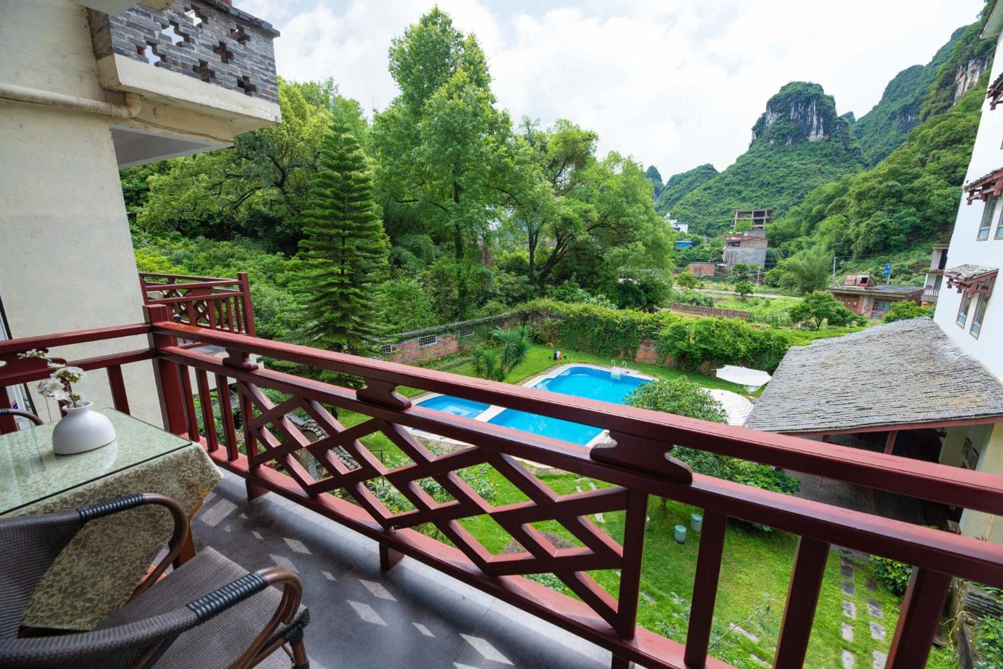 Double Room with Pool View photo 2
