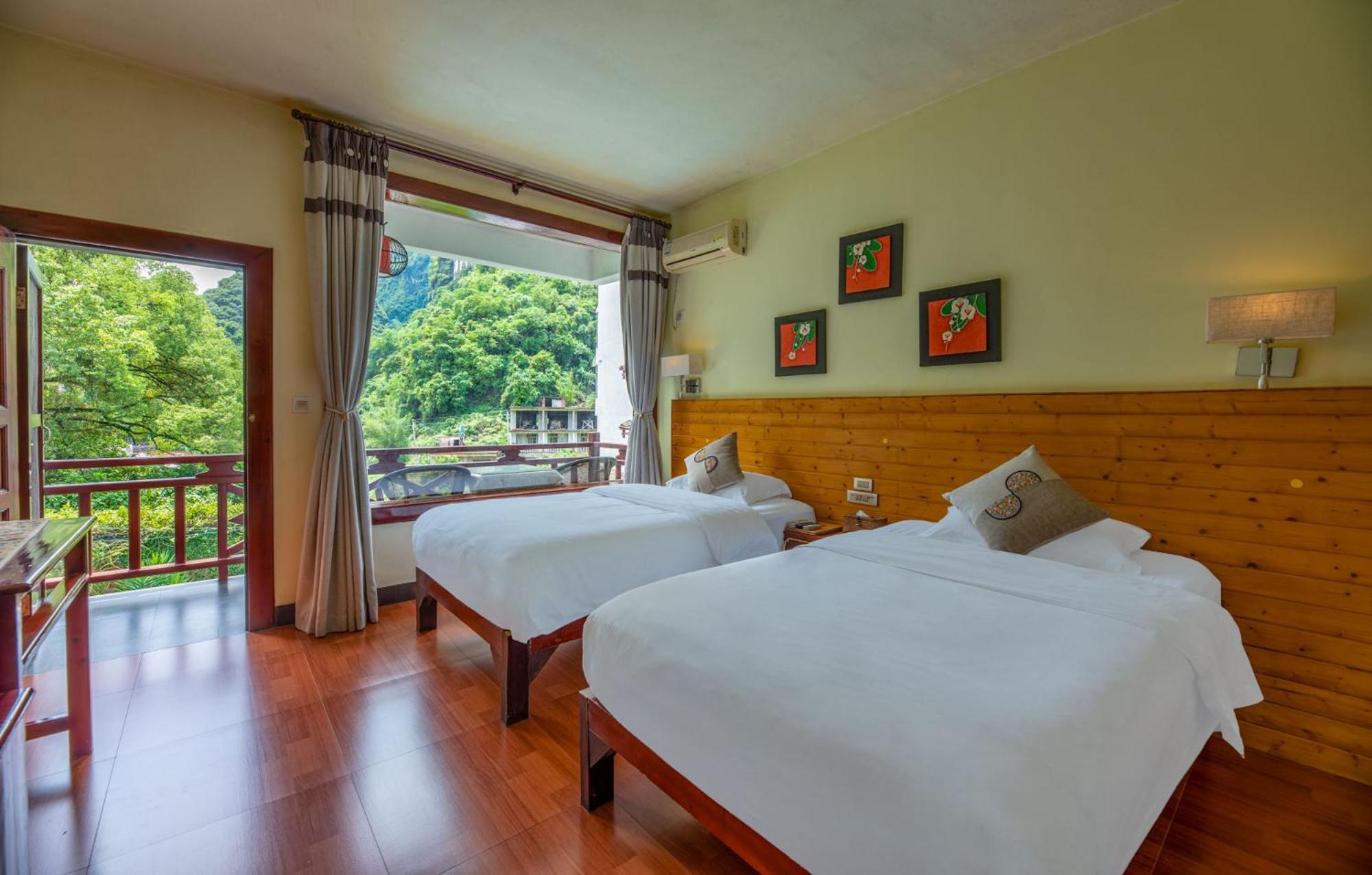 Twin Room with Pool View