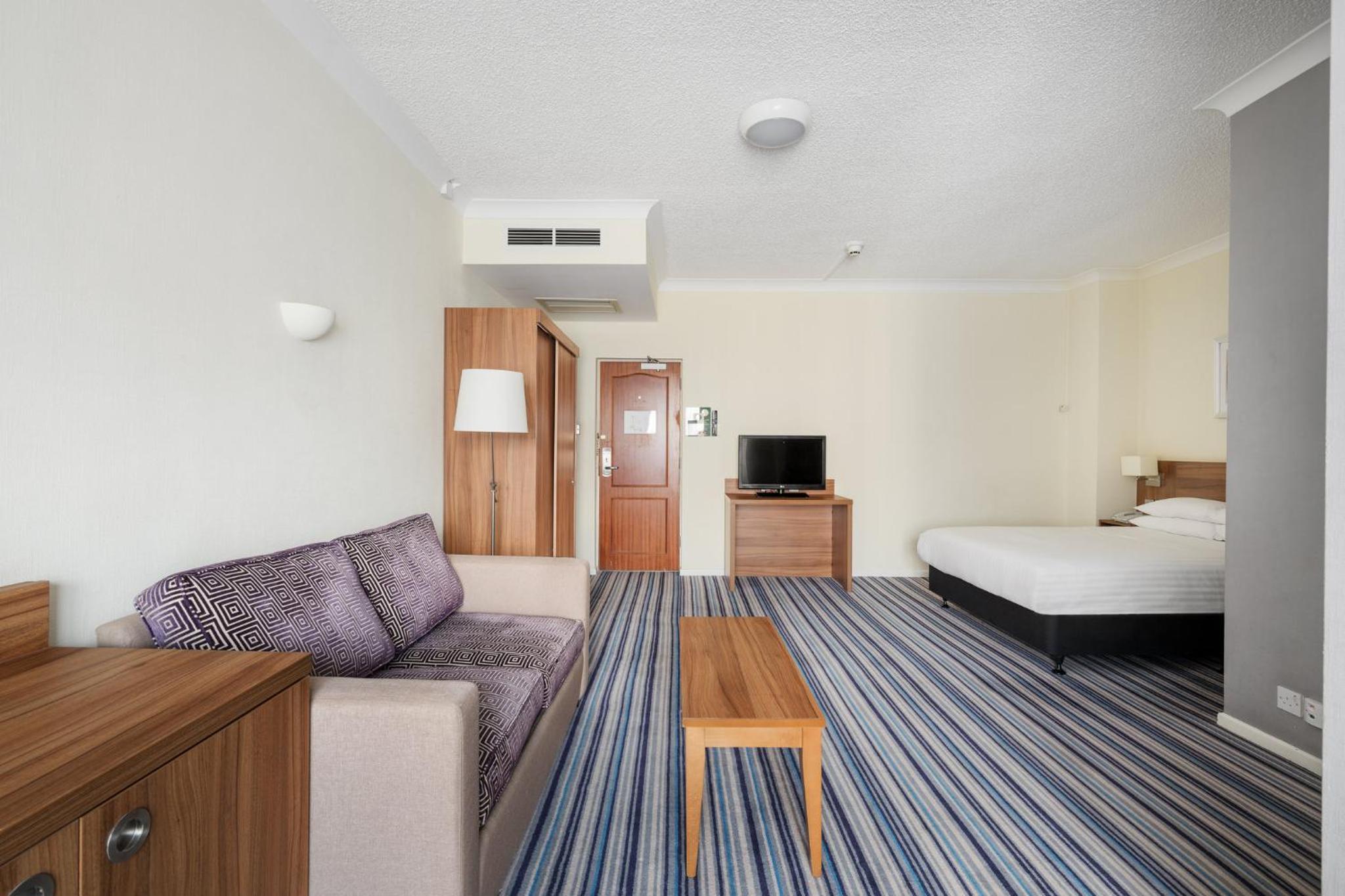 Premium Room - Photo 9