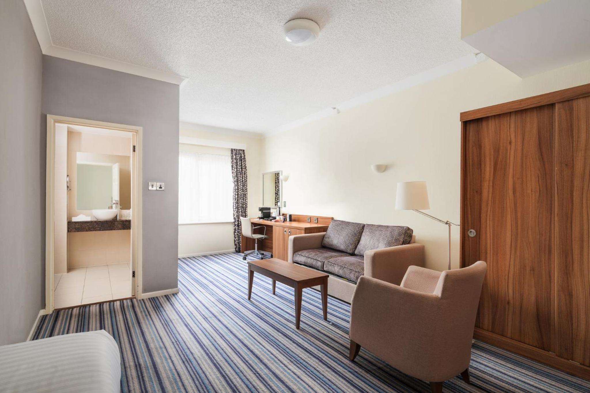 Standard Room - Photo 7