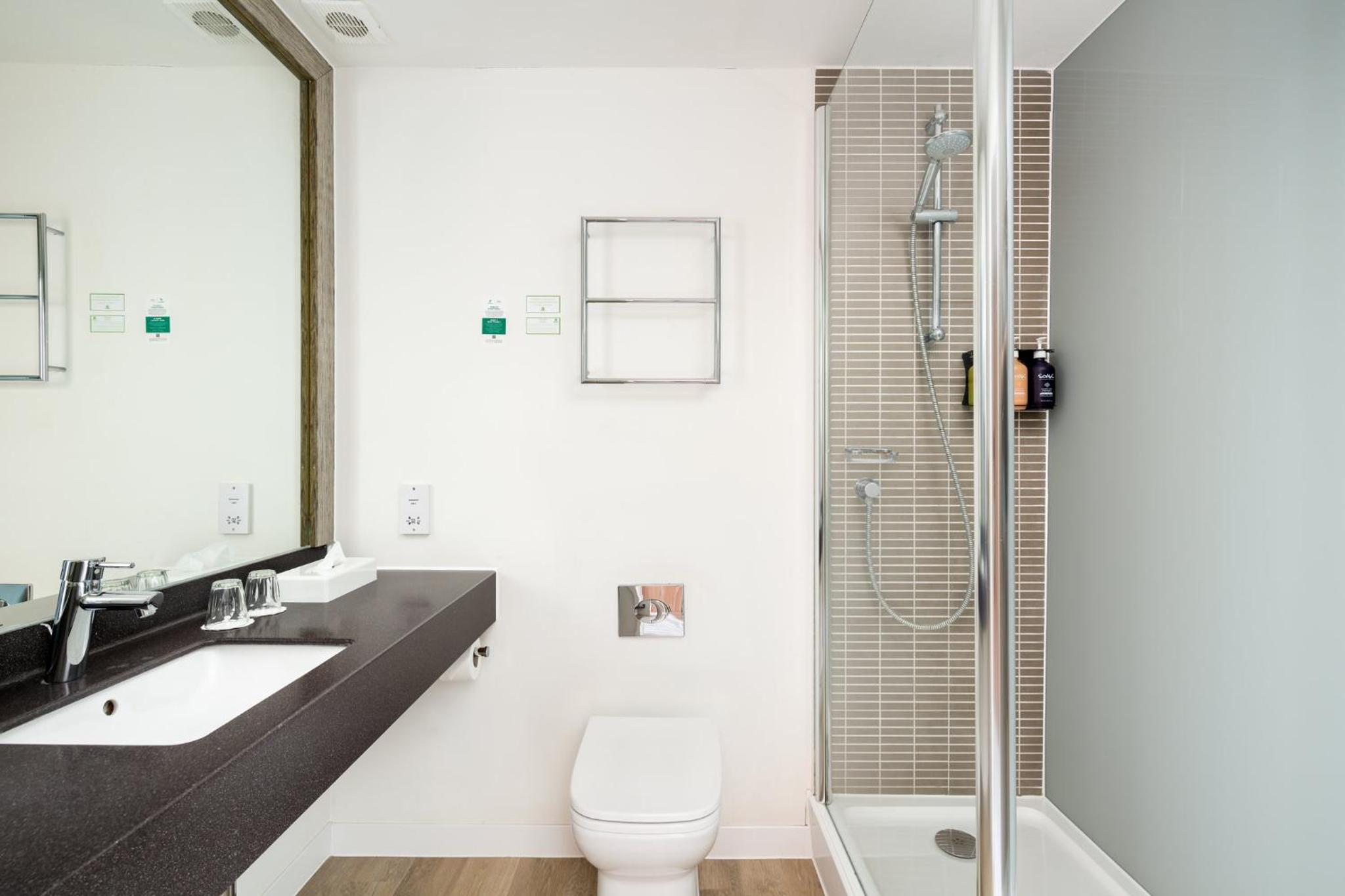 Standard Room - Photo 12