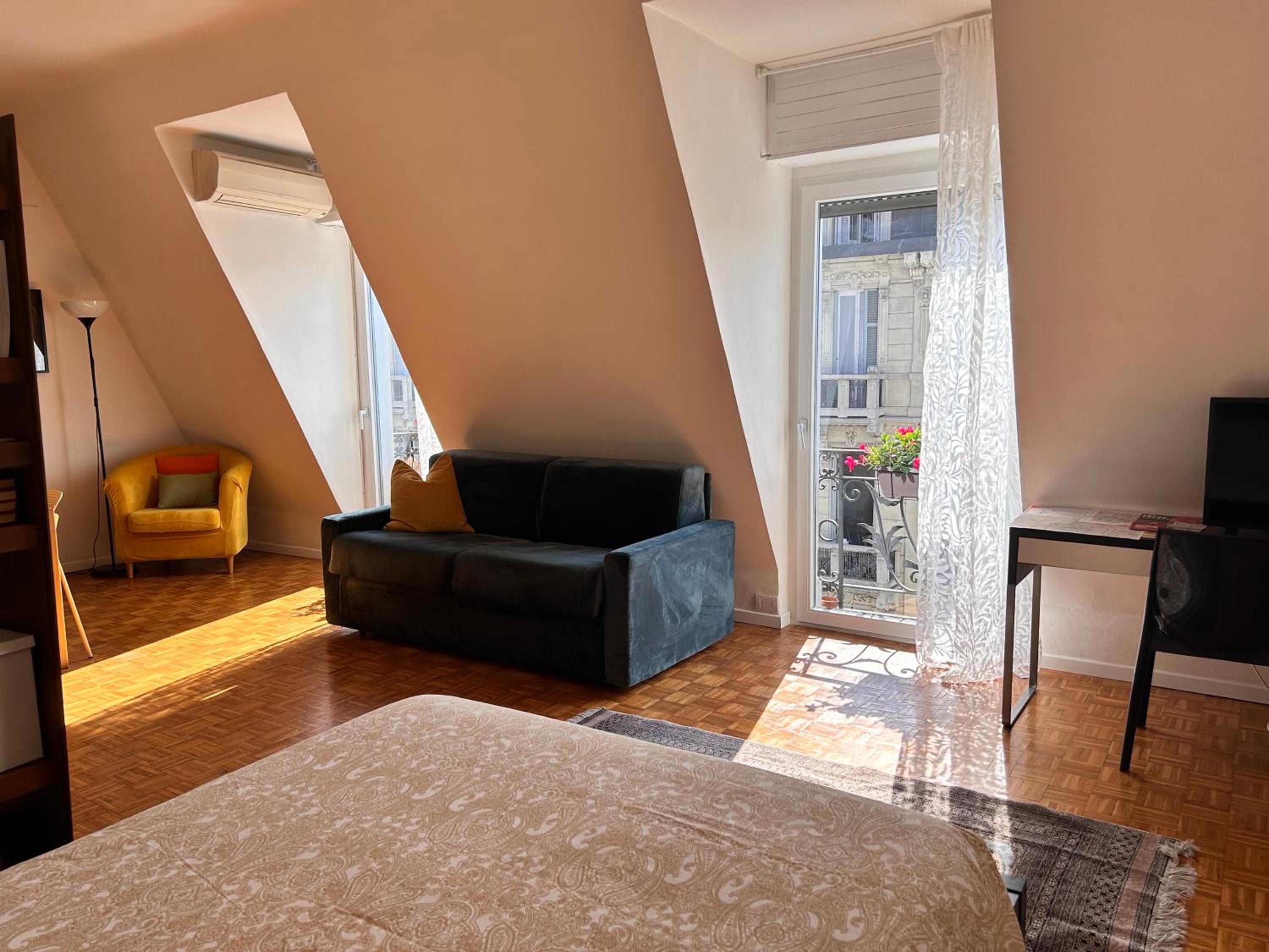 One-Bedroom Apartment