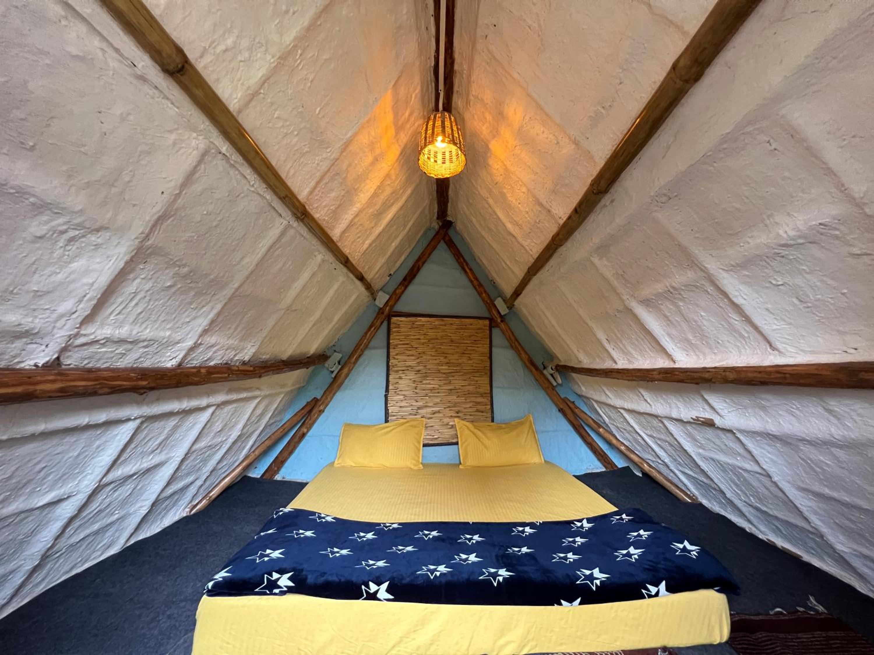 Tent - Photo 13