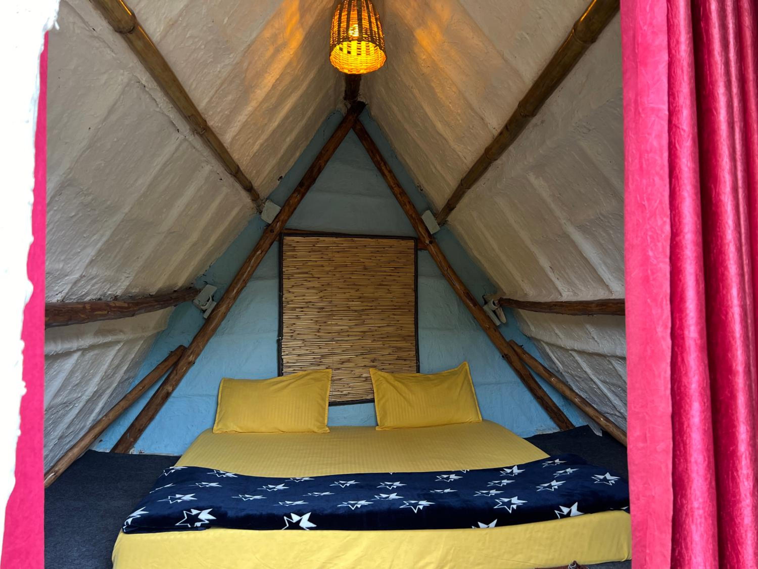 Tent - Photo 12