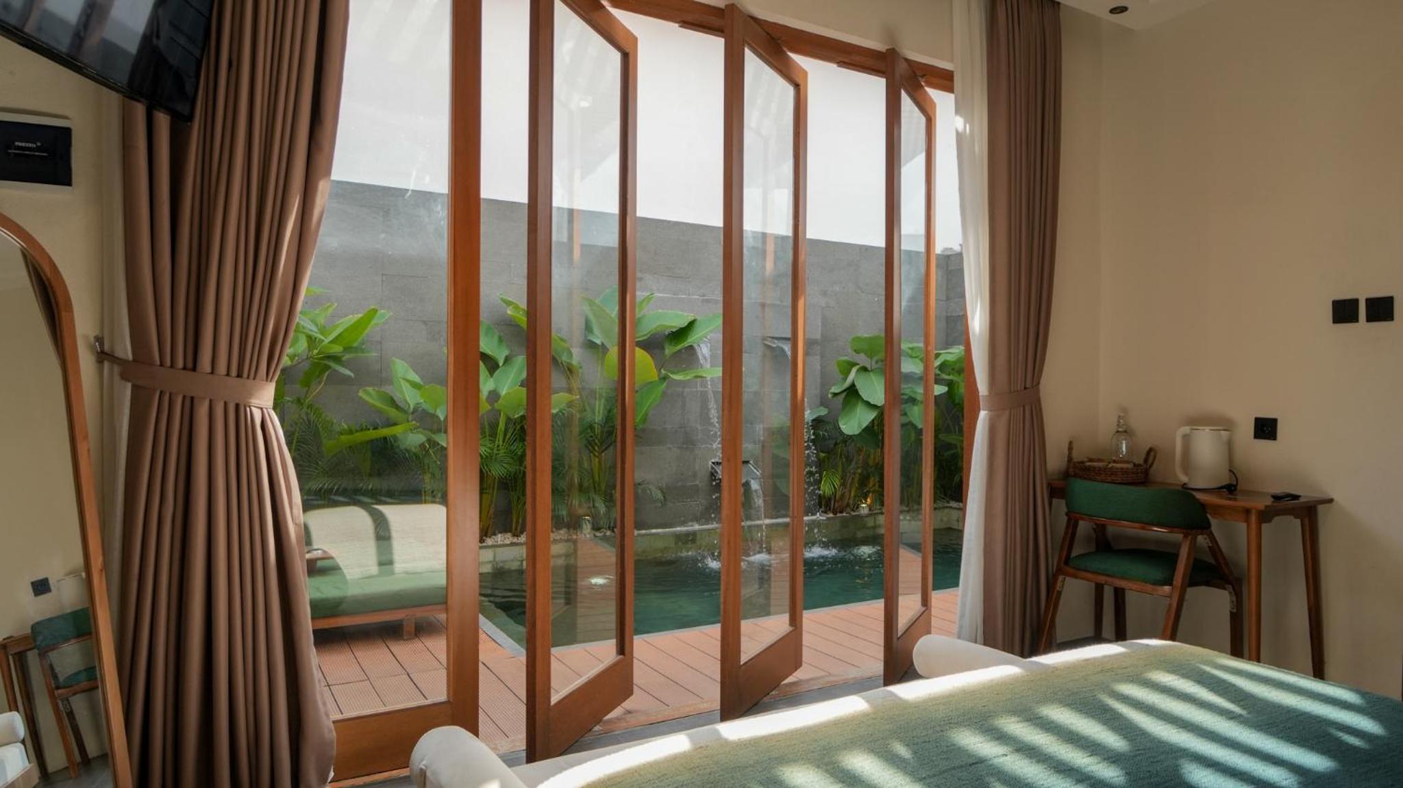 Villa - Photo 3