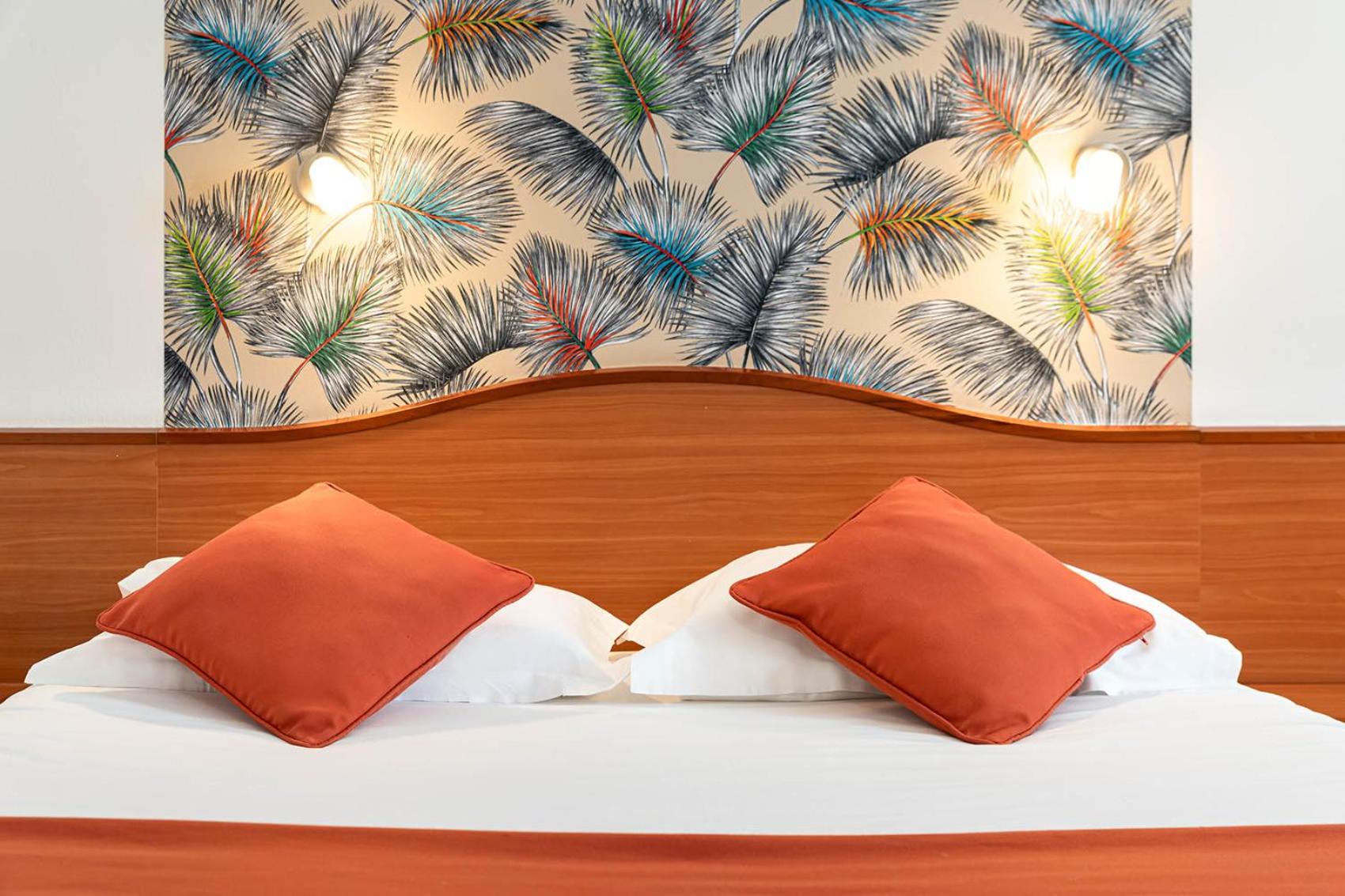 Standard Double Room - Photo 6