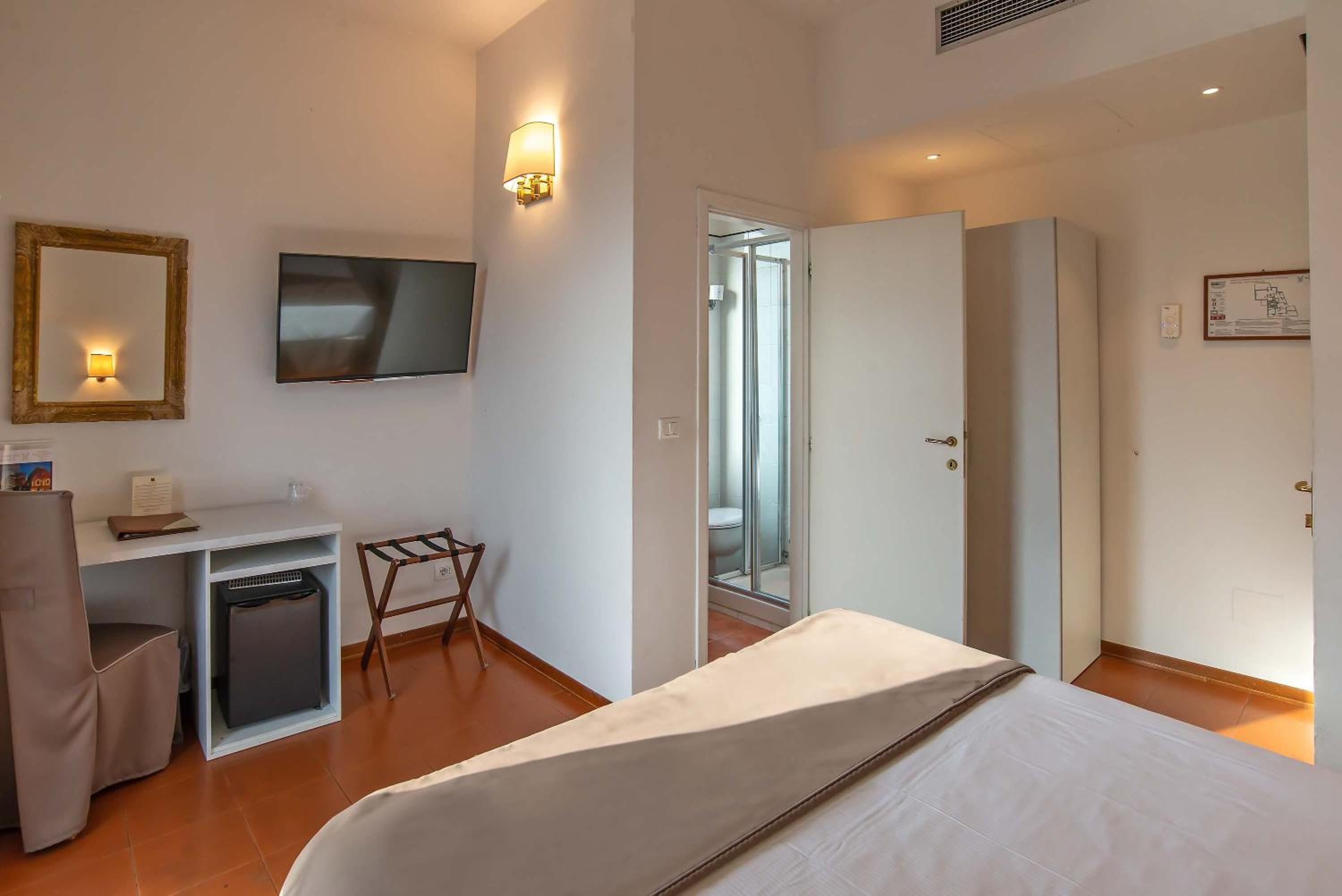 Double or Twin Room with View photo 1