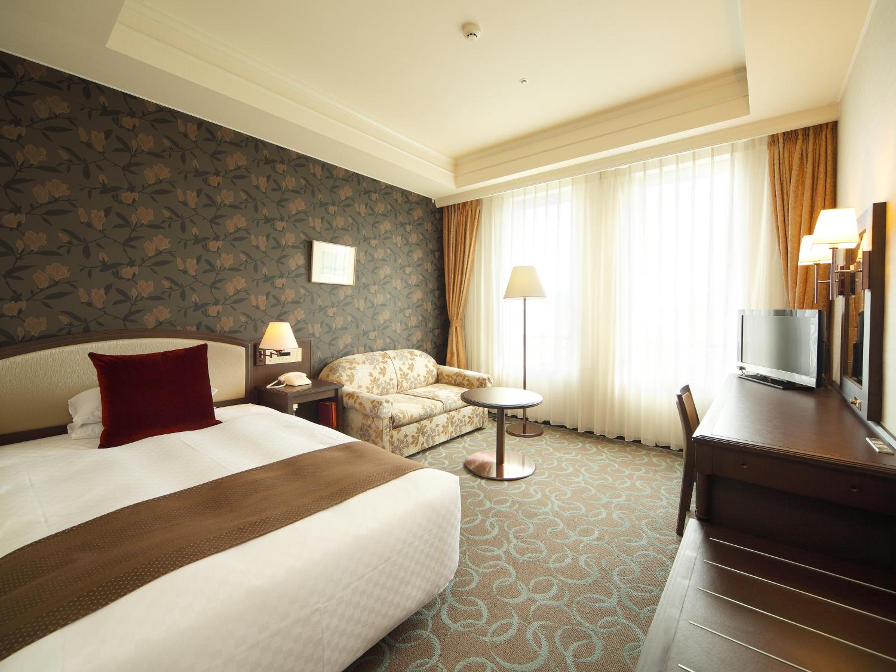 Comfort Single Room with City View