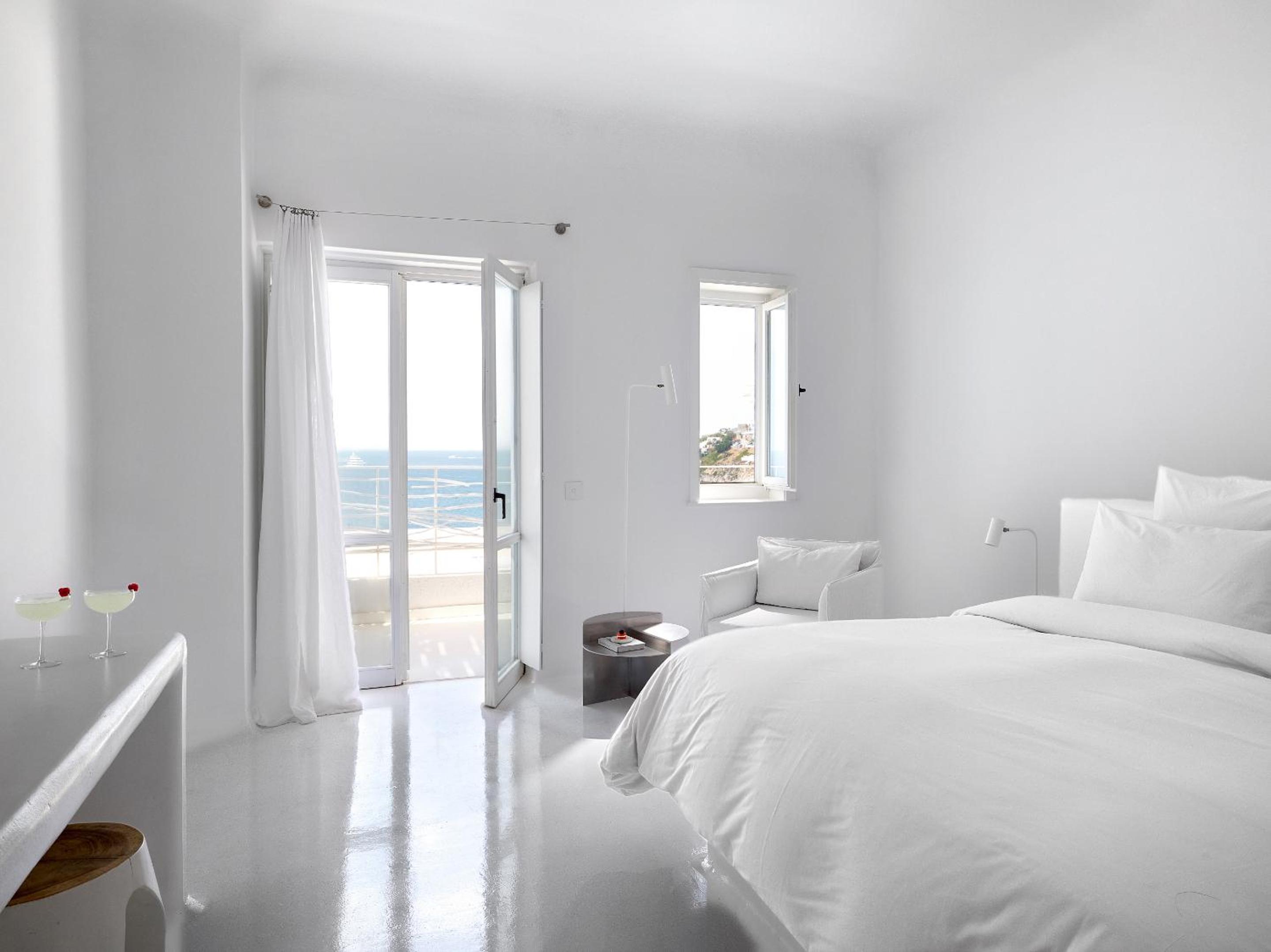 Waterfront Bungalow - Photo 6