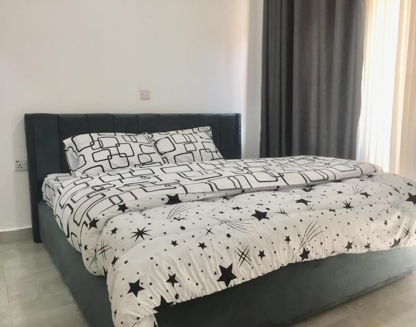 Three-Bedroom Apartment With Balcony