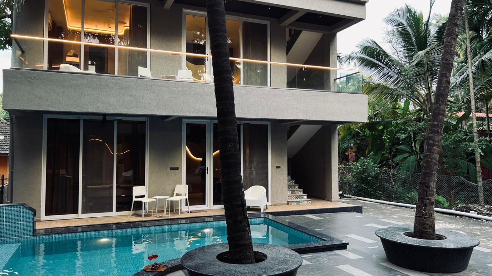 Double Room with Pool View photo 2