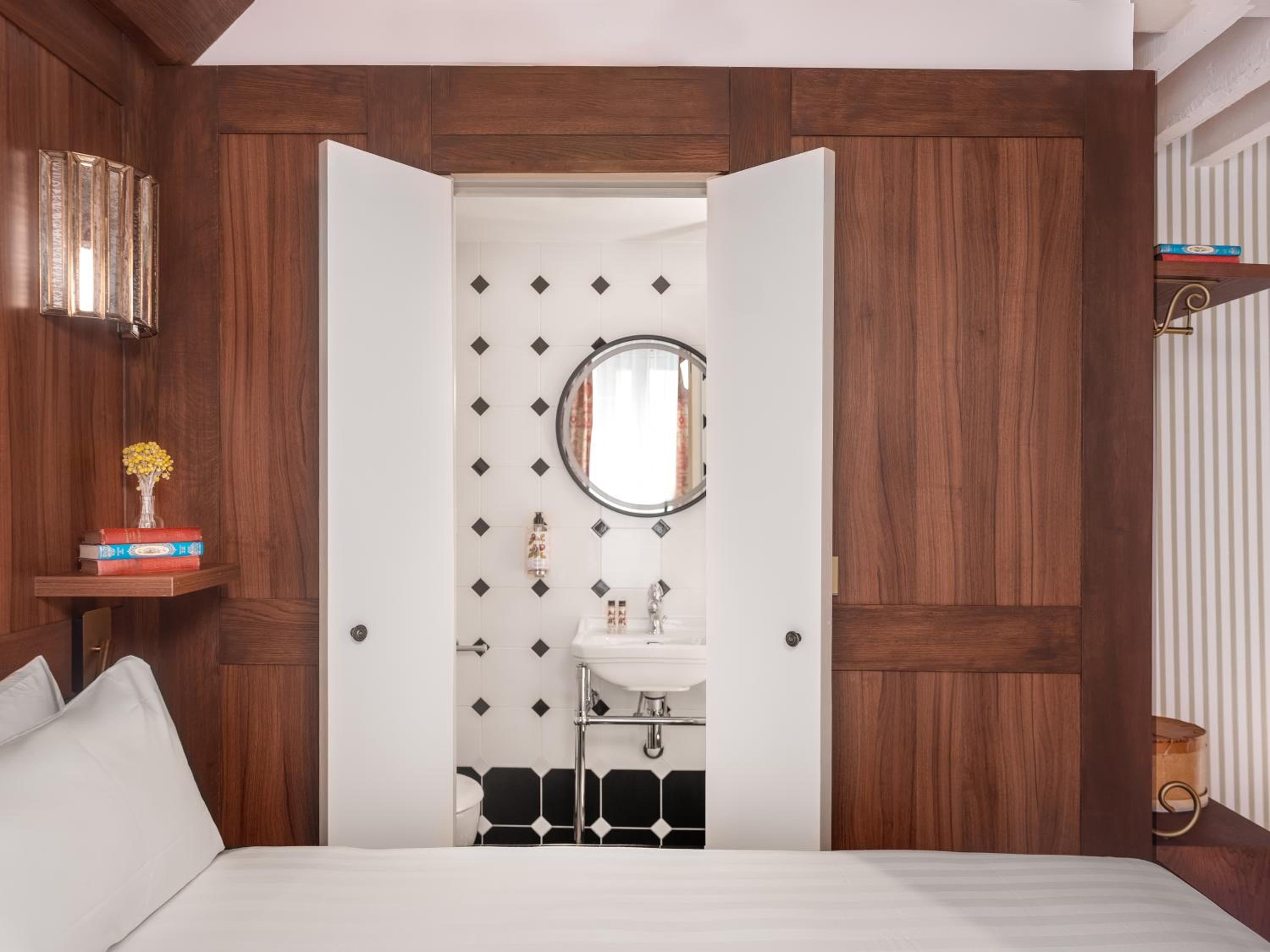 Classic Triple Room