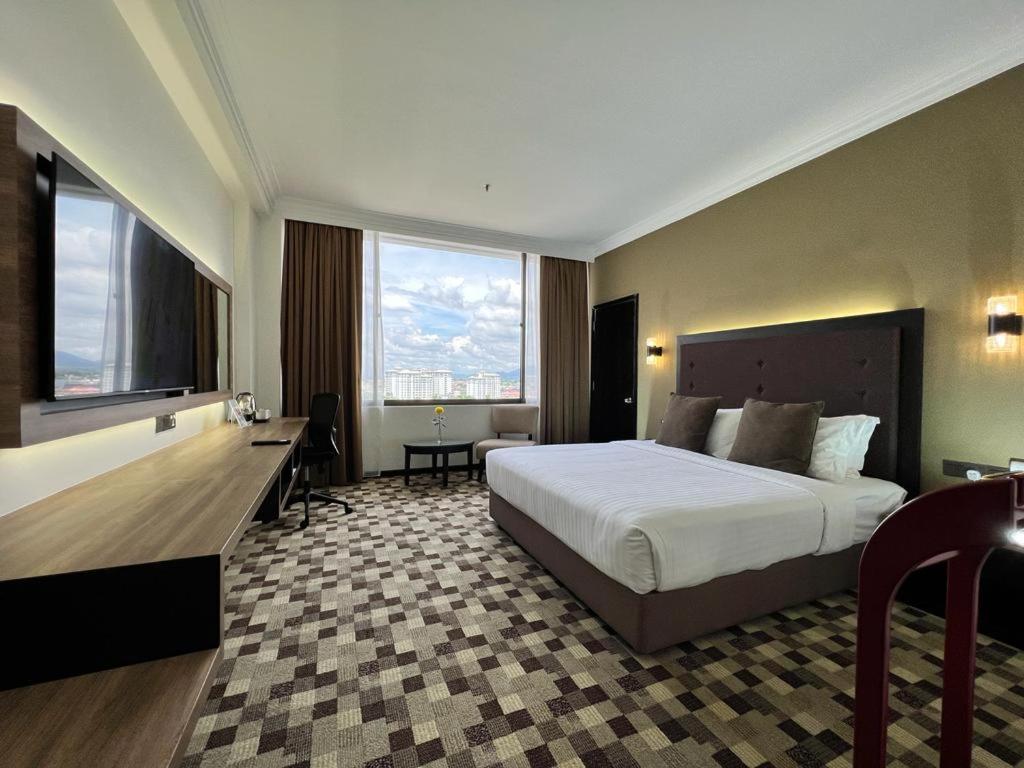 Premier King Room - Photo 2