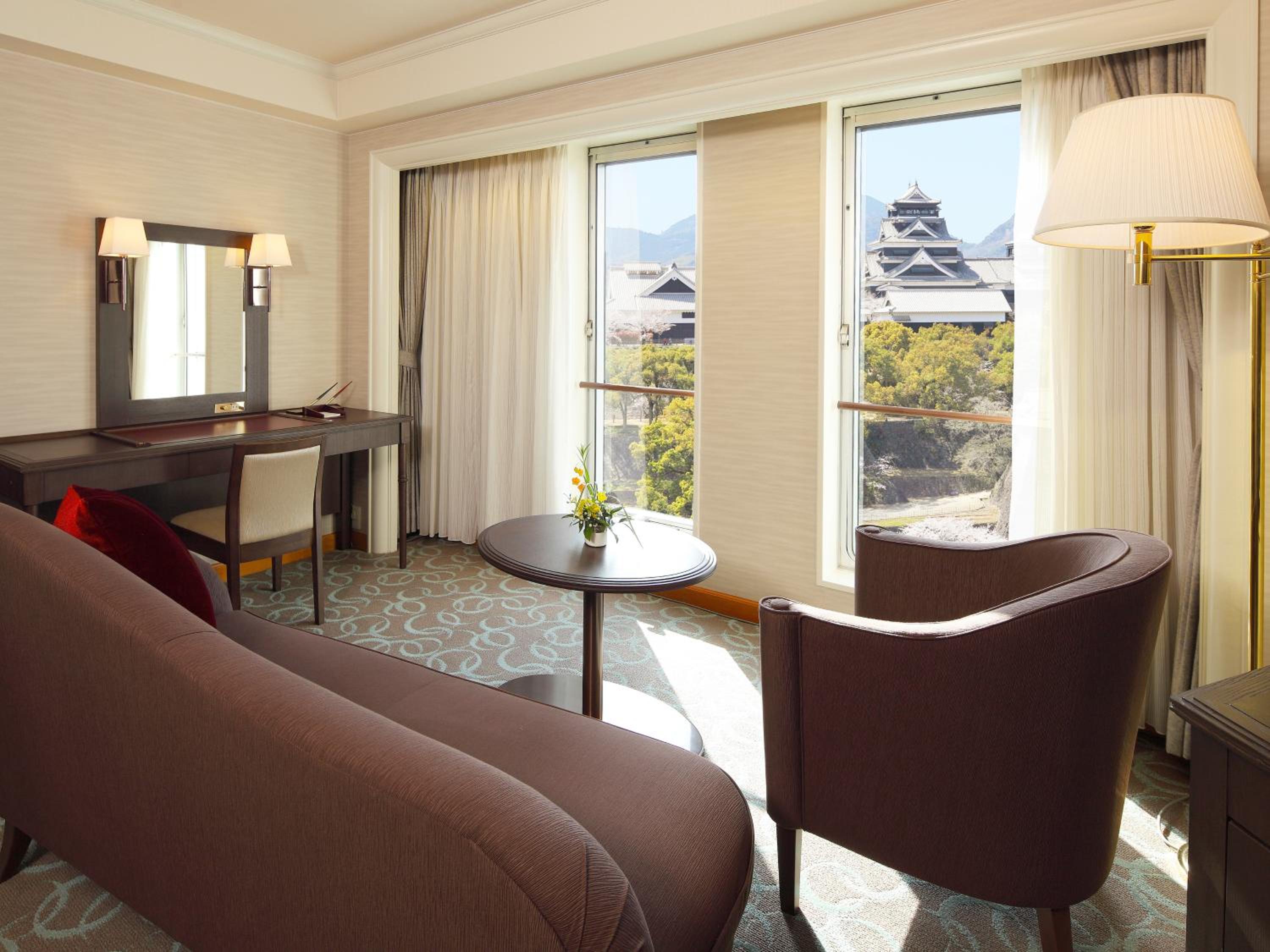 Deluxe Twin Room with Castle View