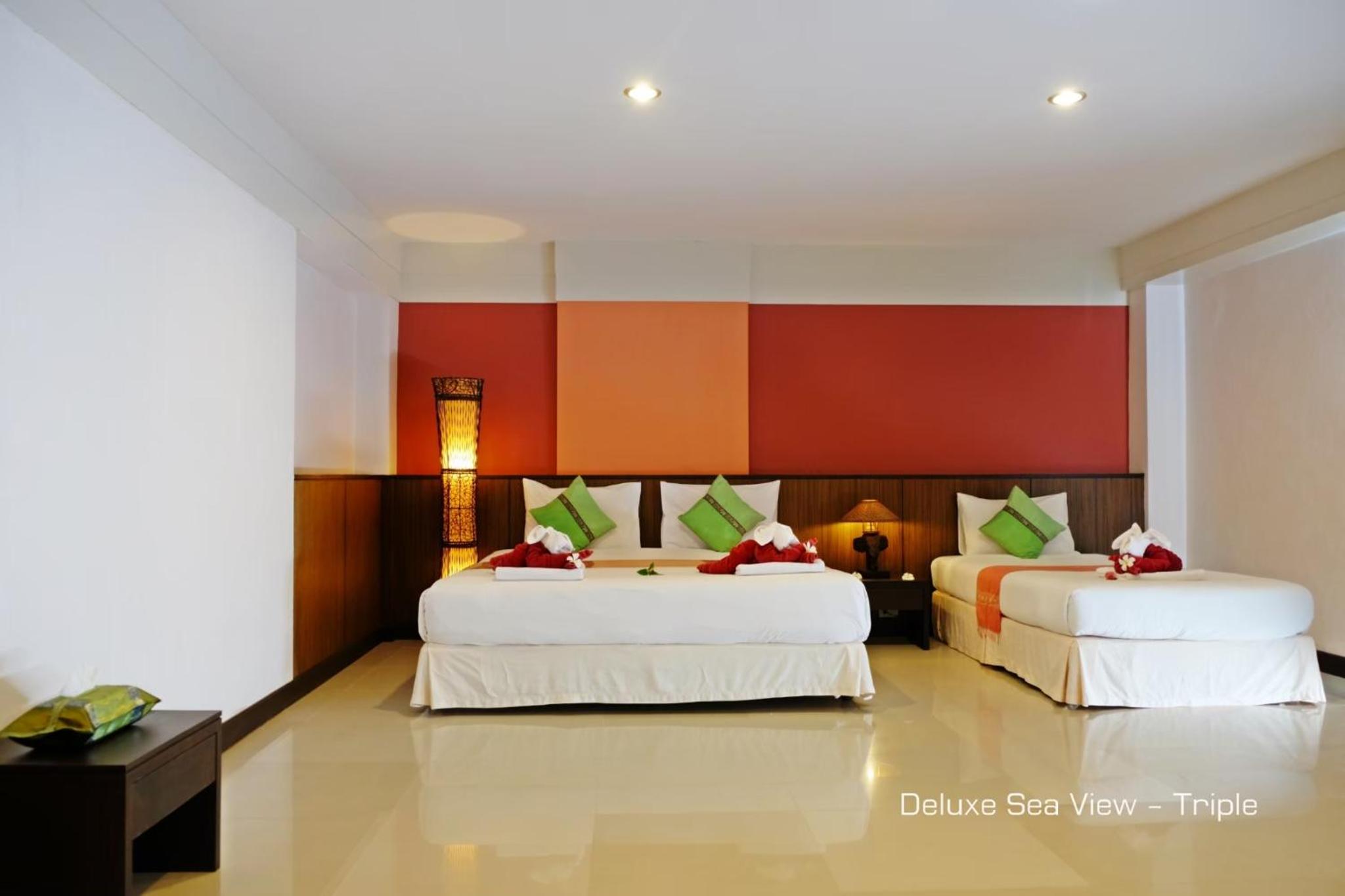Triple Room with Terrace