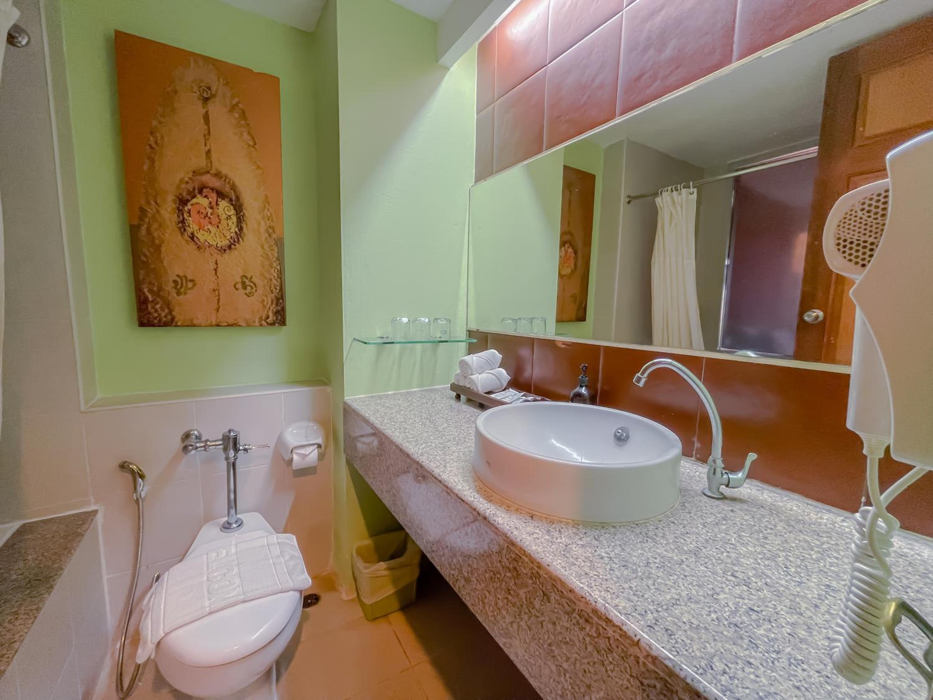 Deluxe Triple Room - Photo 6