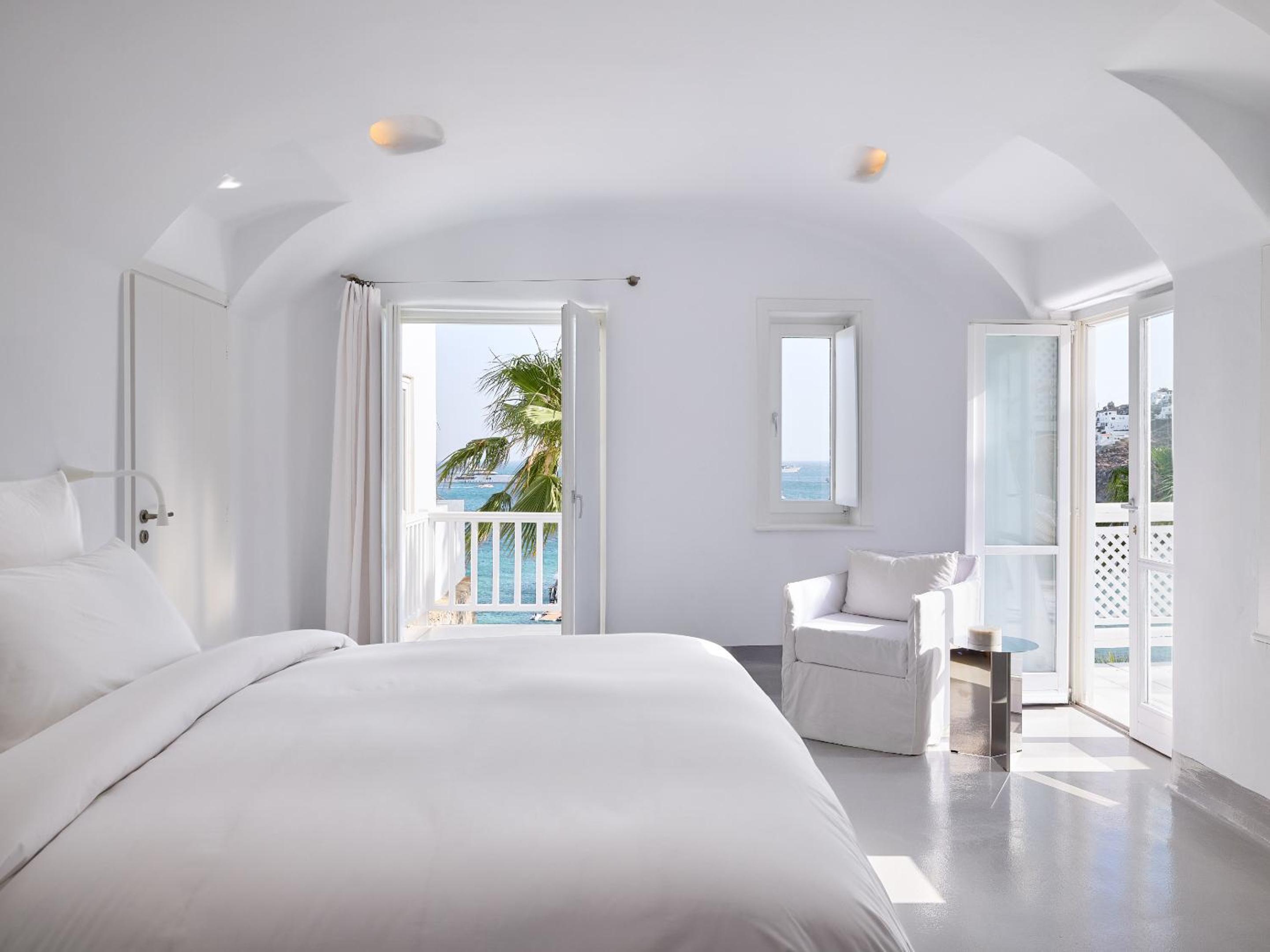 Exclusive Bungalow Suite - Photo 1