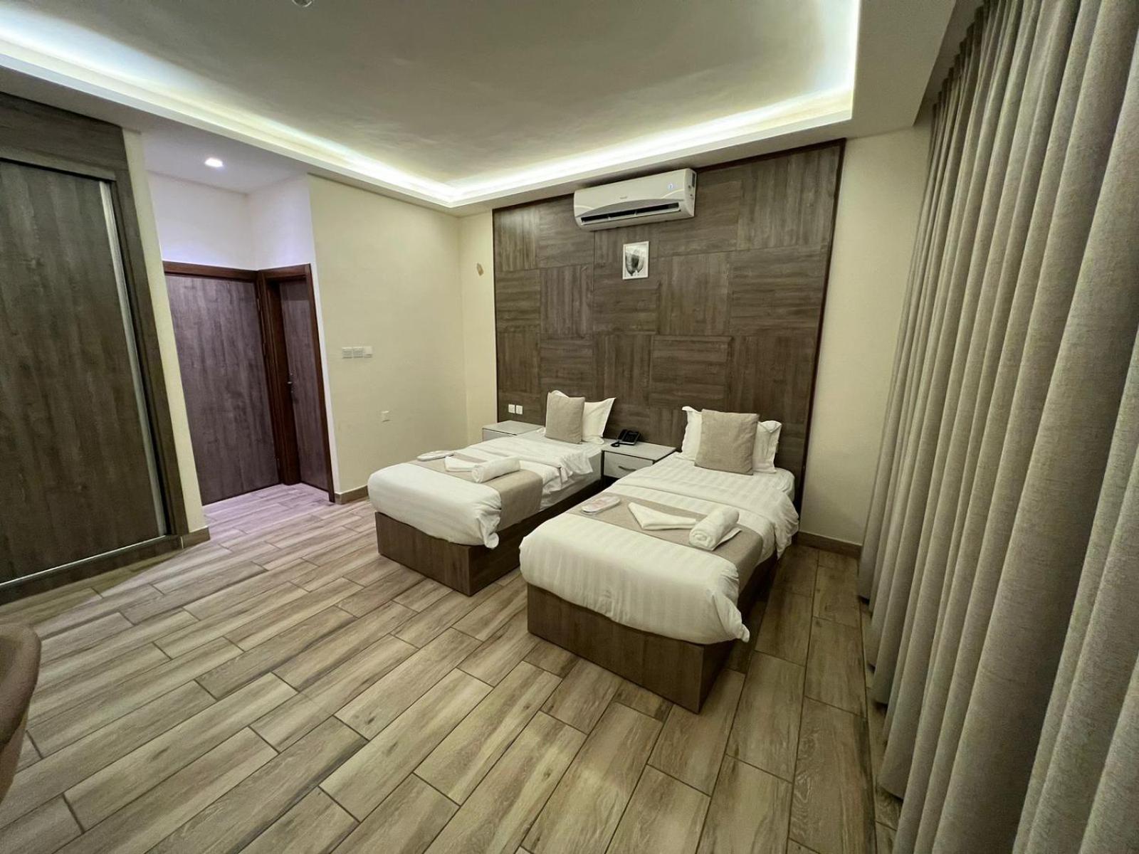 Deluxe Twin Room - Photo 1