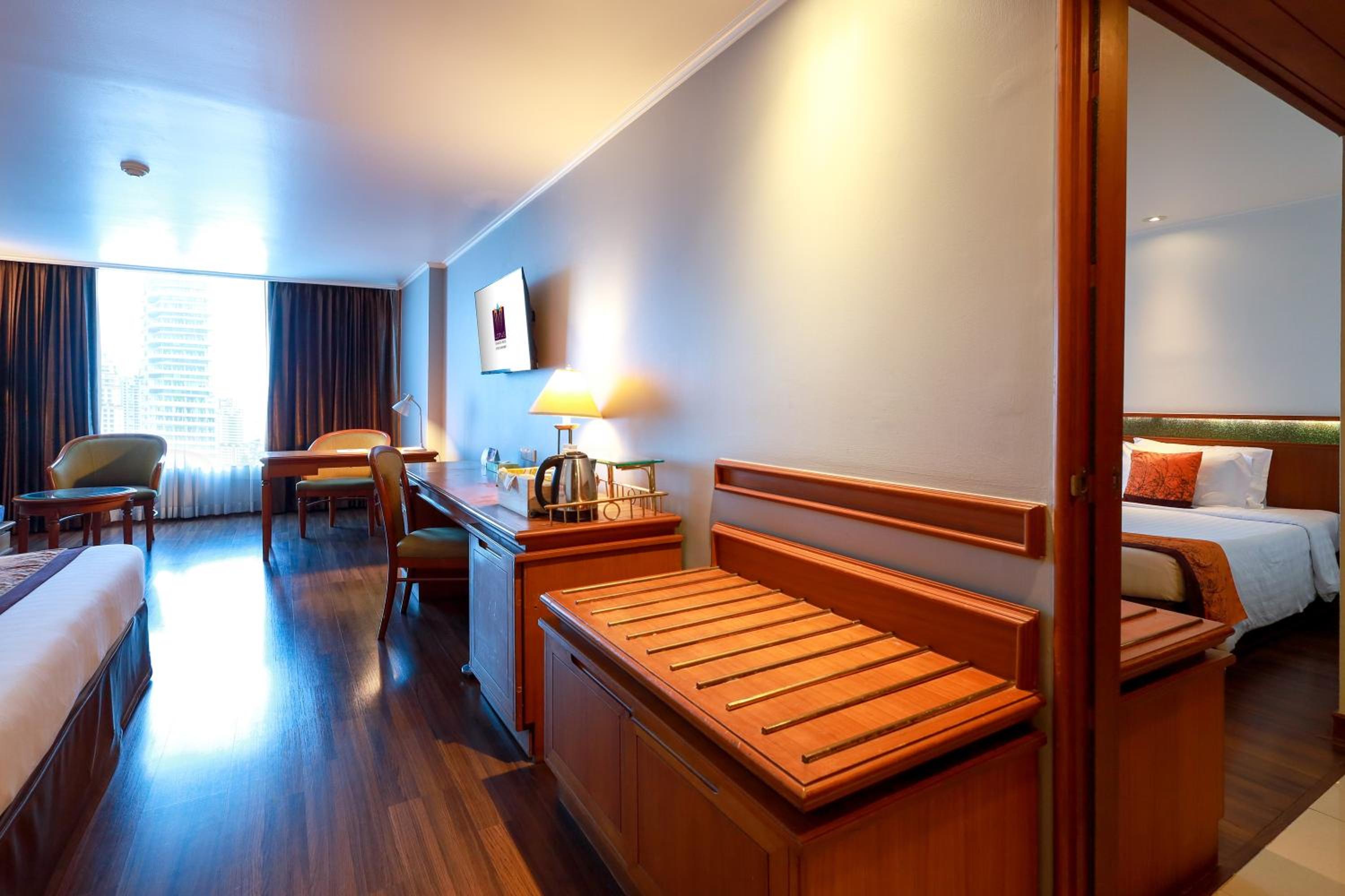 Deluxe Friend And Family Connecting Room photo 3