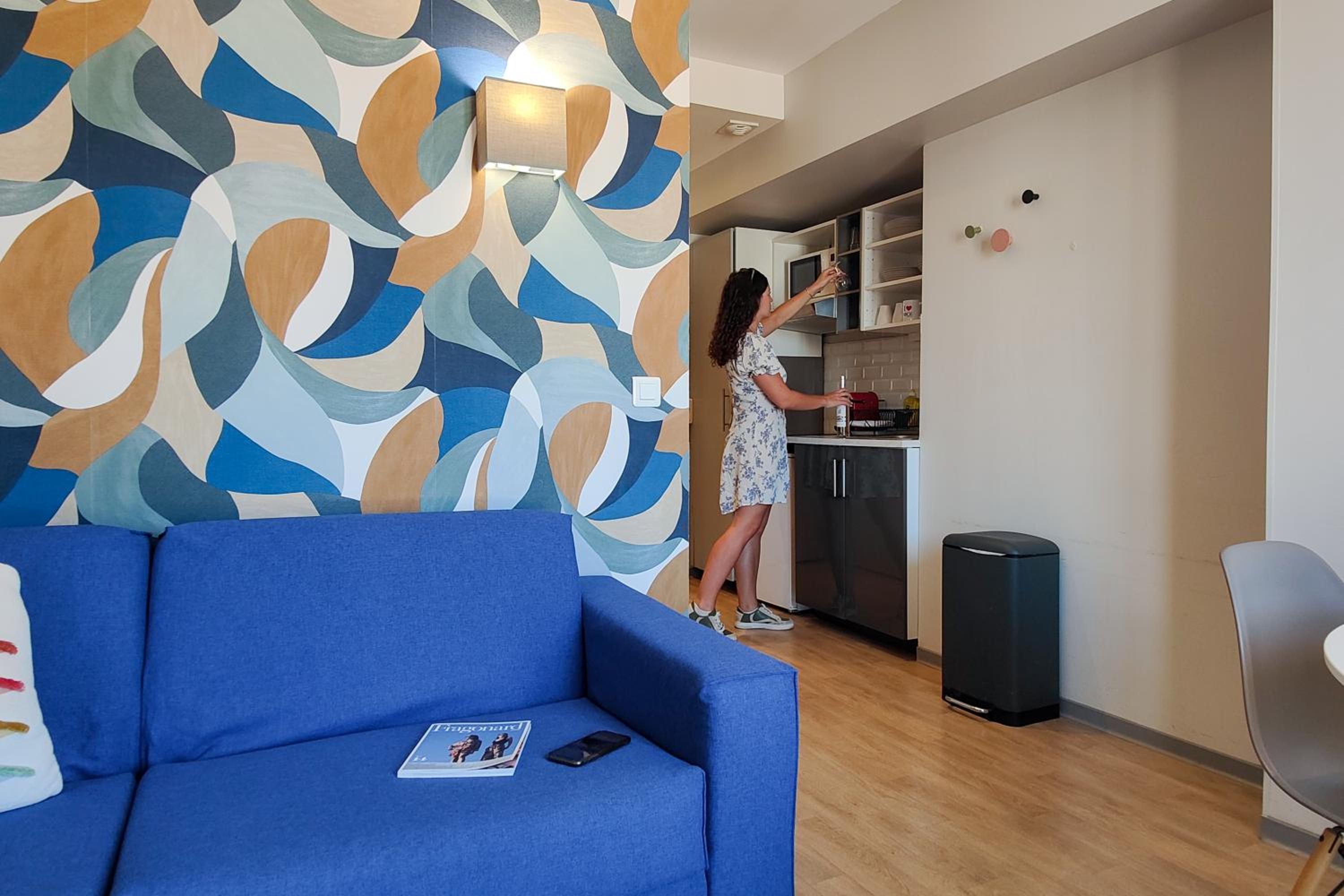 One-Bedroom Apartment with Balcony - Photo 10
