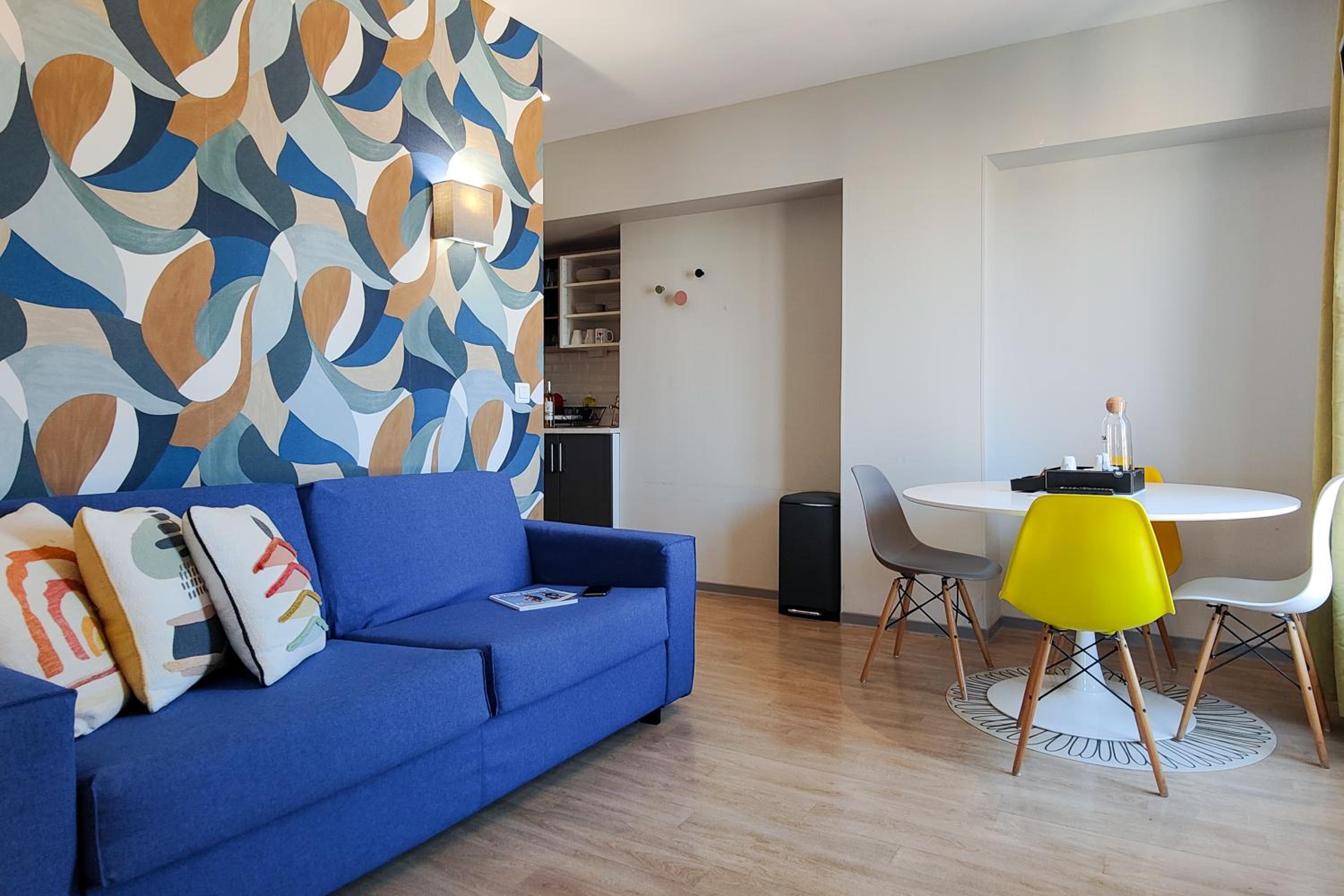 One-Bedroom Apartment with Balcony - Photo 8