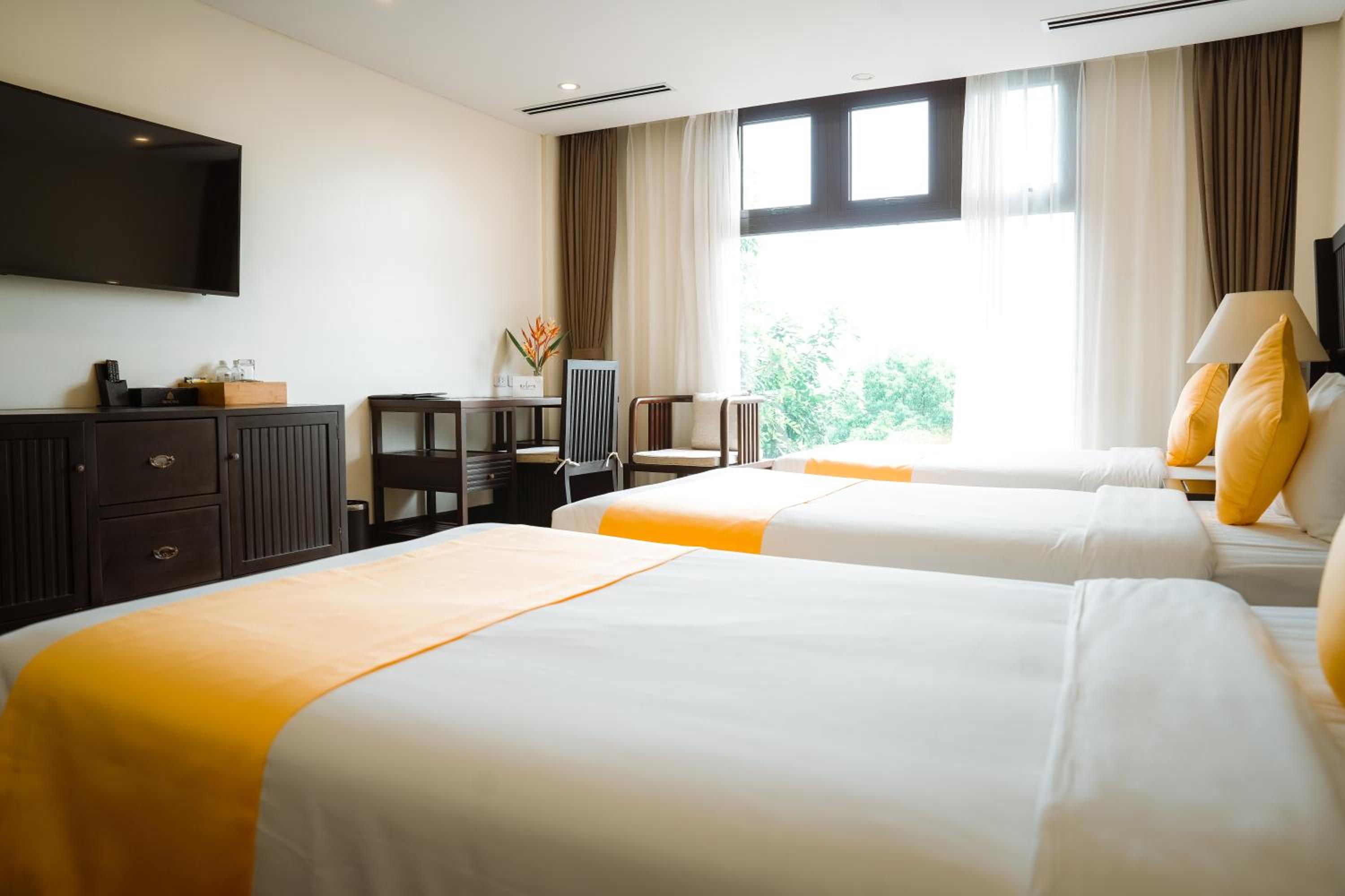 Deluxe Triple Room - Photo 5