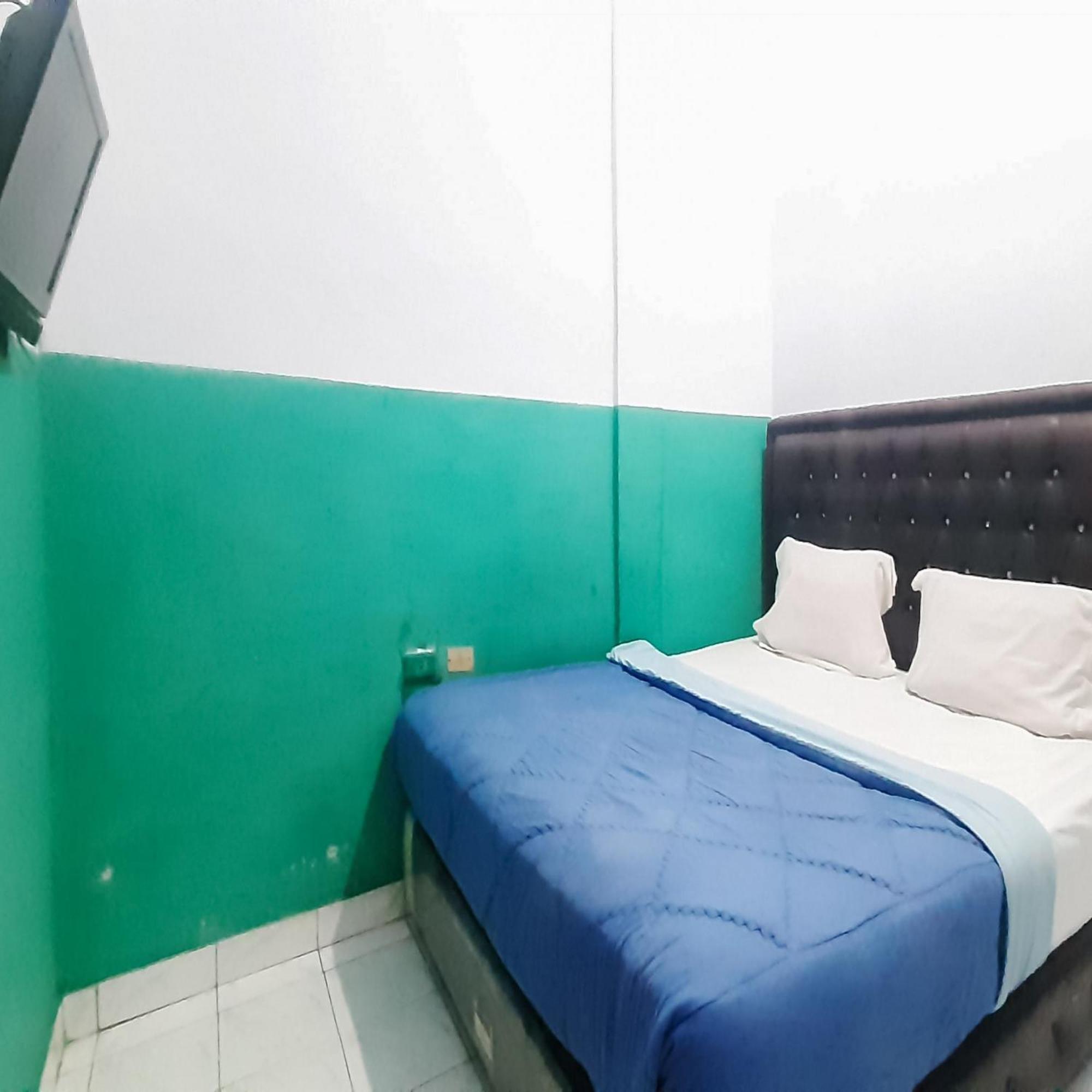 Standard Double Room photo 3