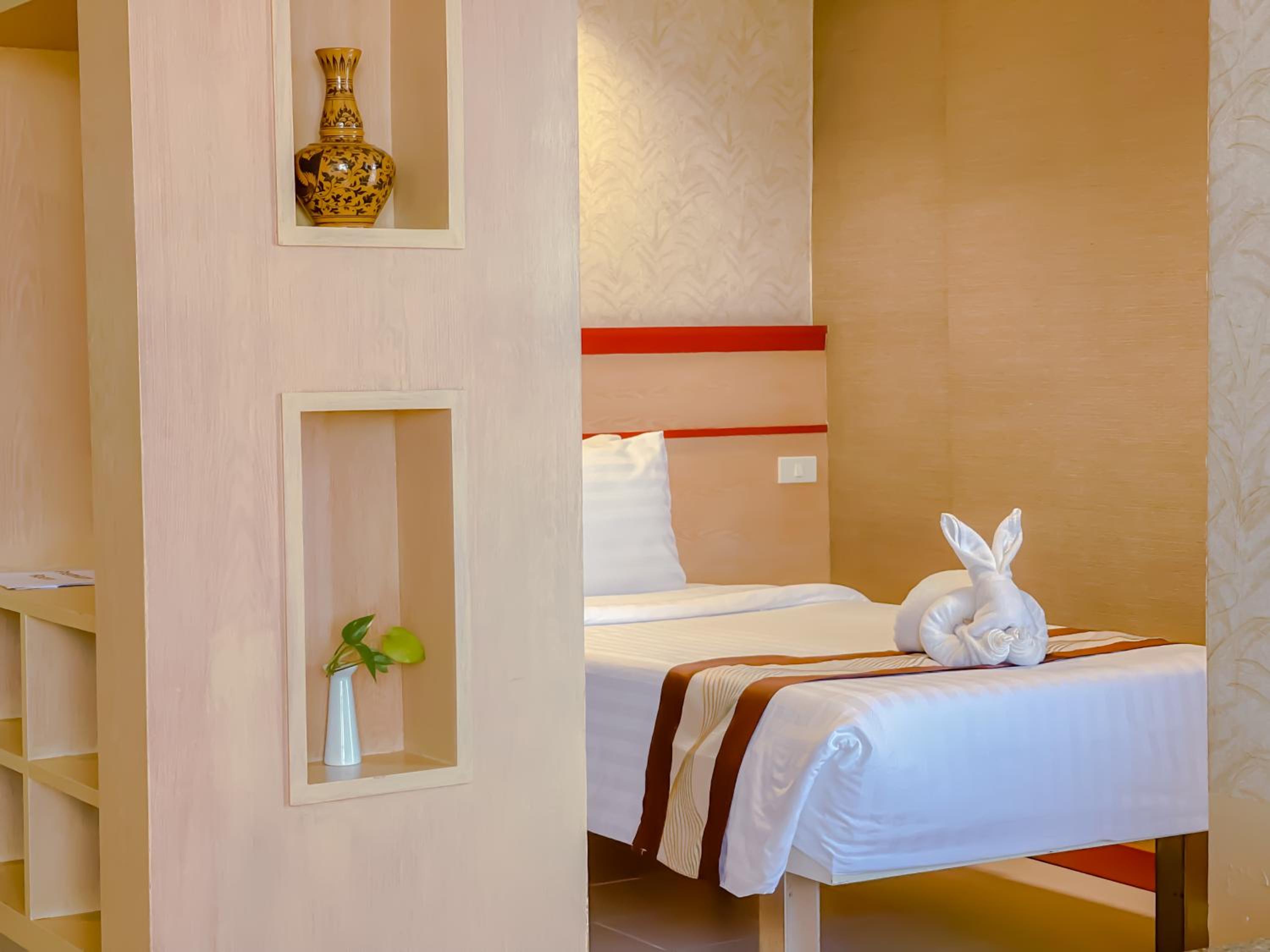 Deluxe Triple Room - Photo 2