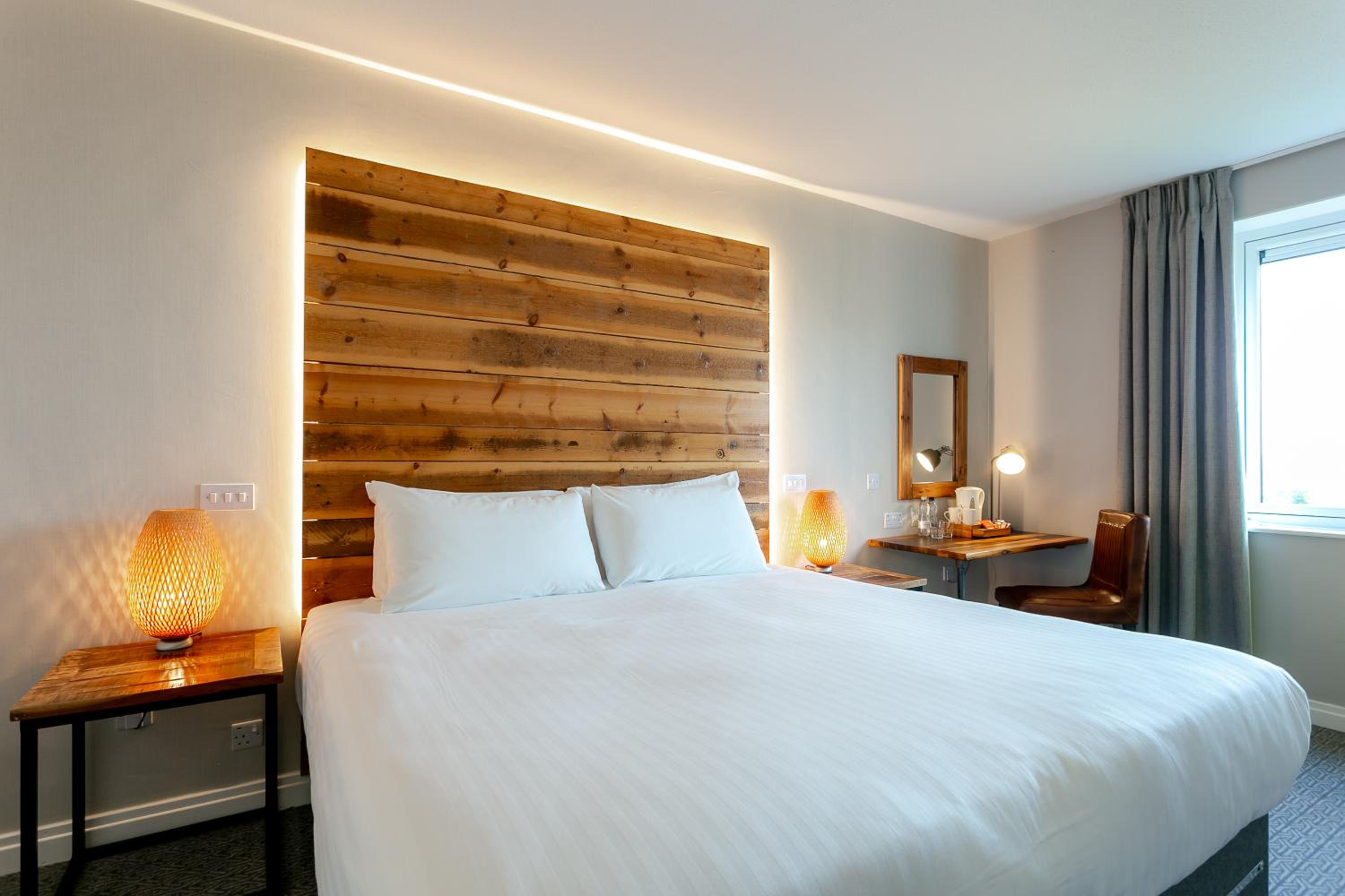Classic Double Room - Accessible/Non-Smoking - Photo 1