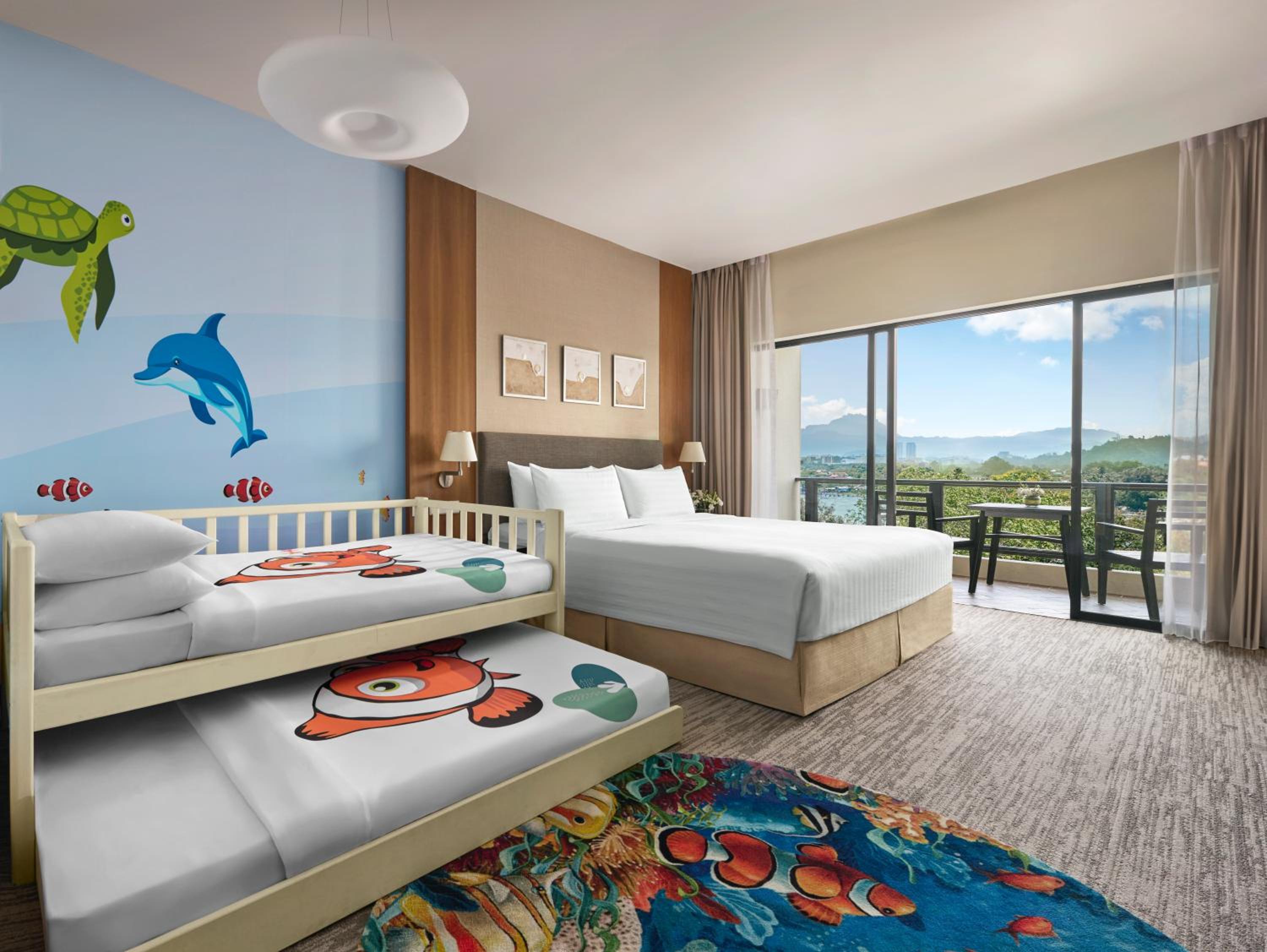 Clown Fish Themed Family Room King
