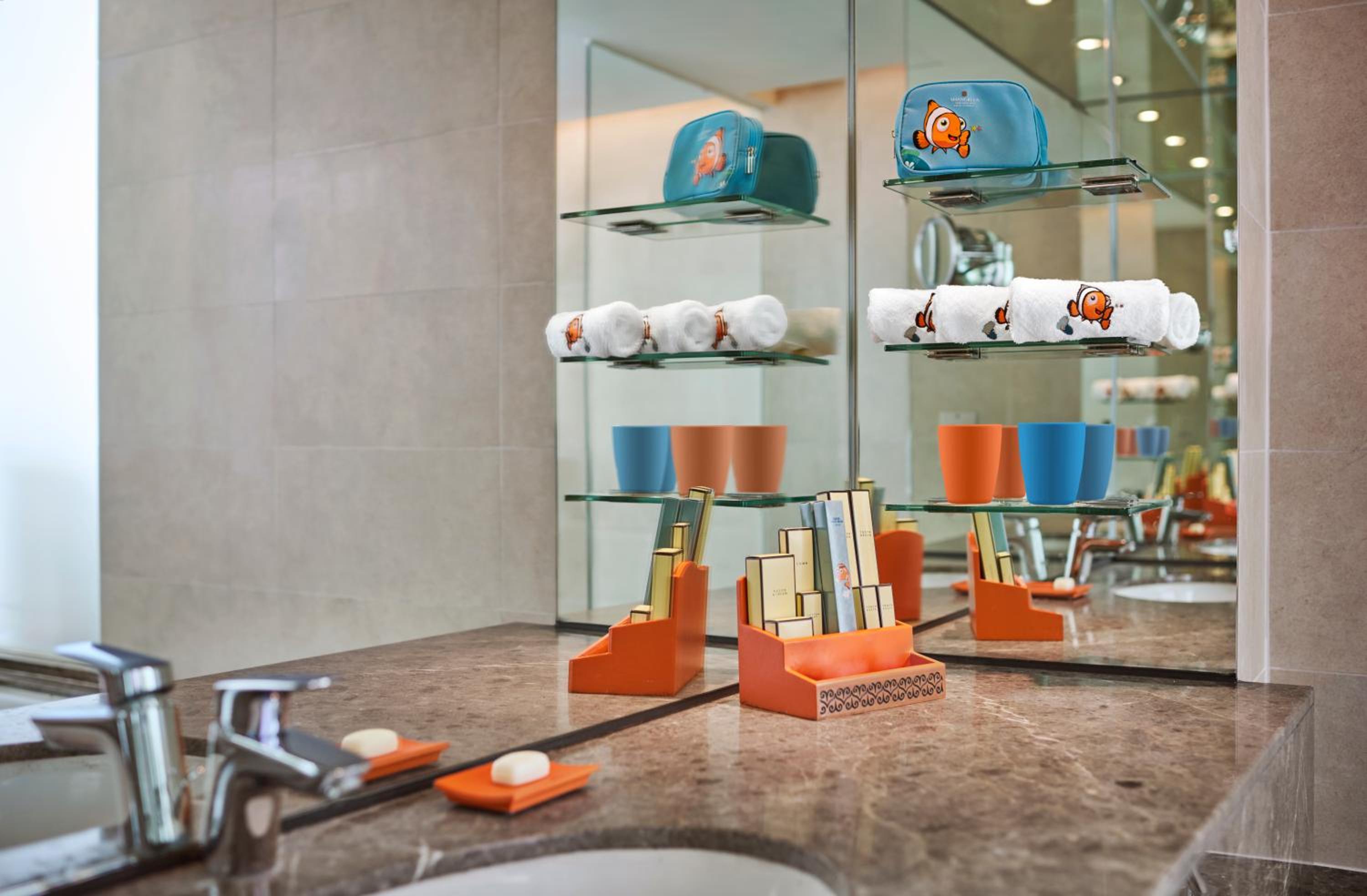 Clown Fish Themed Family Room King