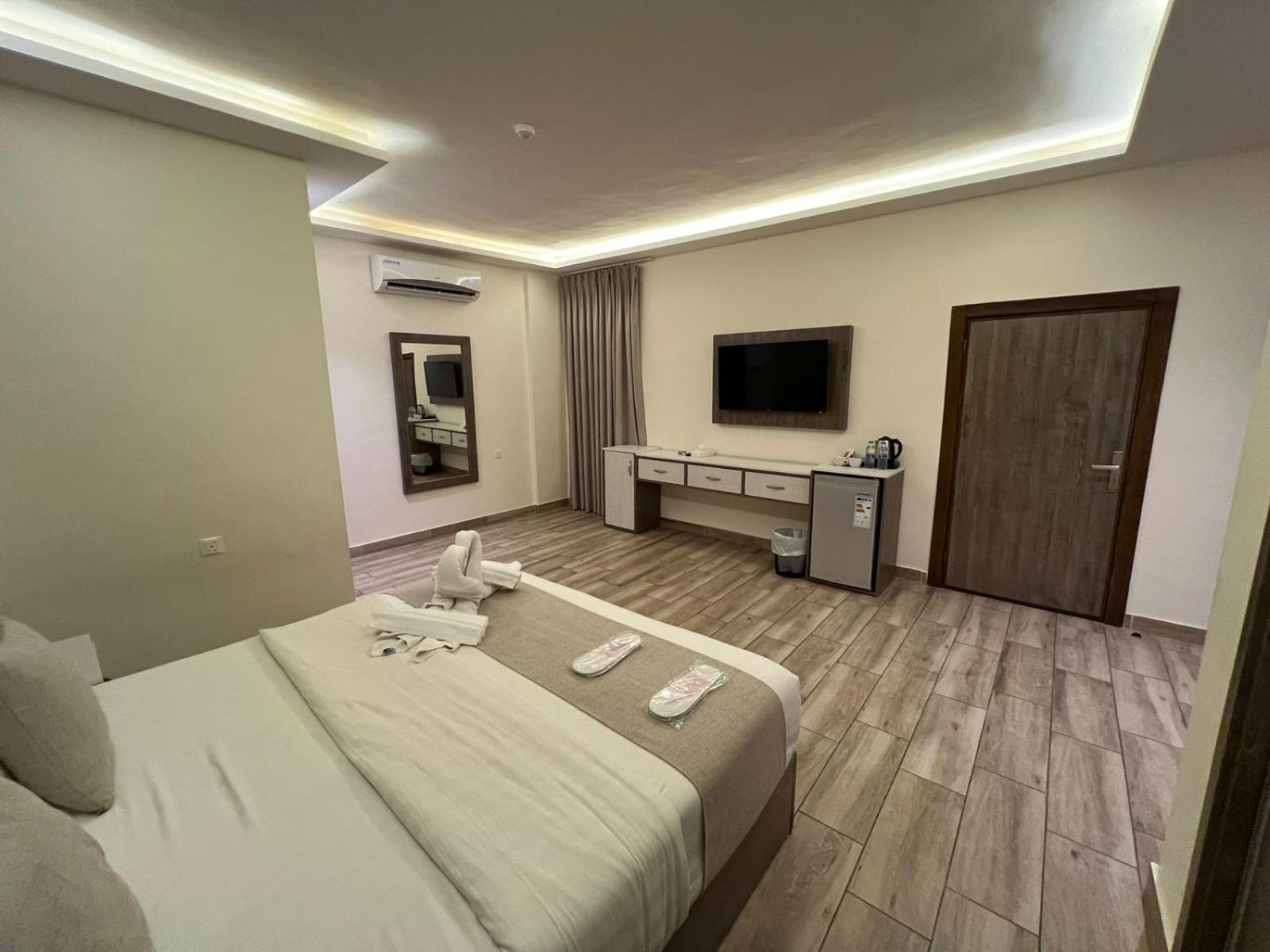 Standard Double Room photo 2