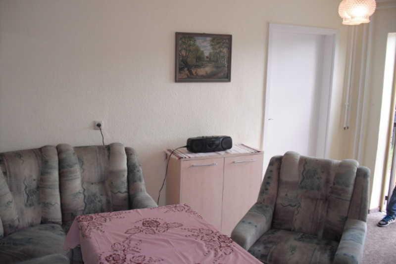 One-Bedroom Apartment with Shower photo 2