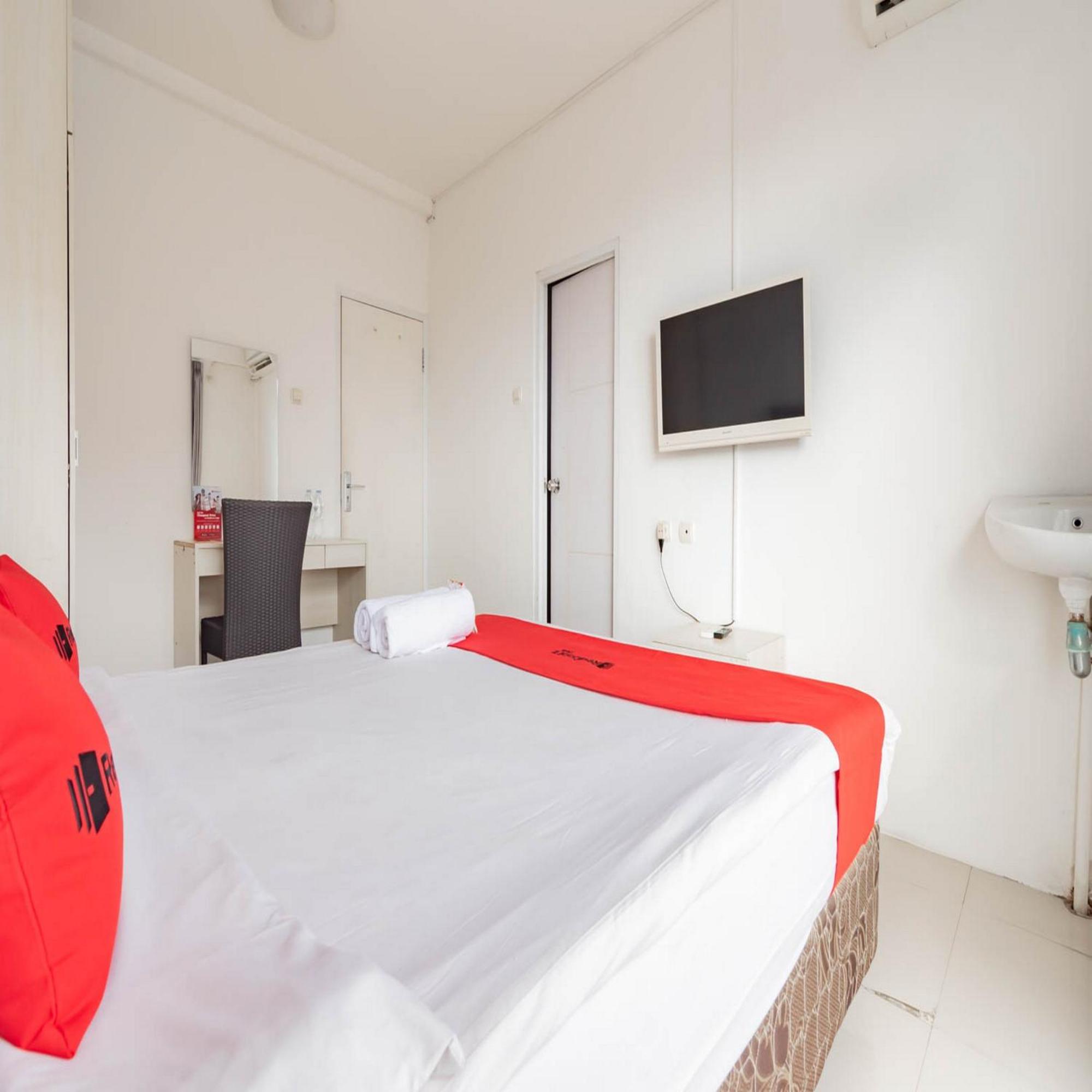 Standard Double Room - Photo 4