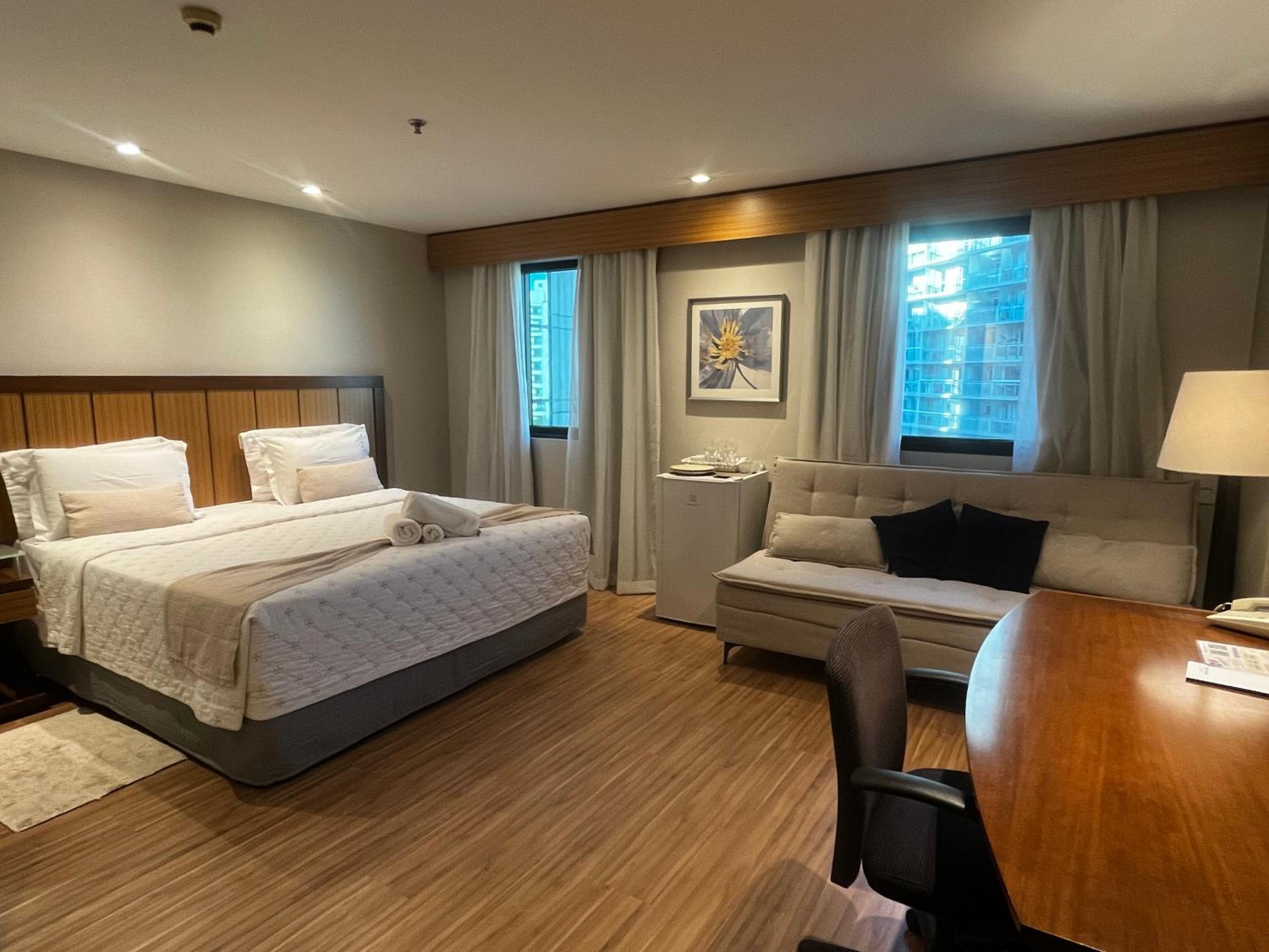 Deluxe King Room