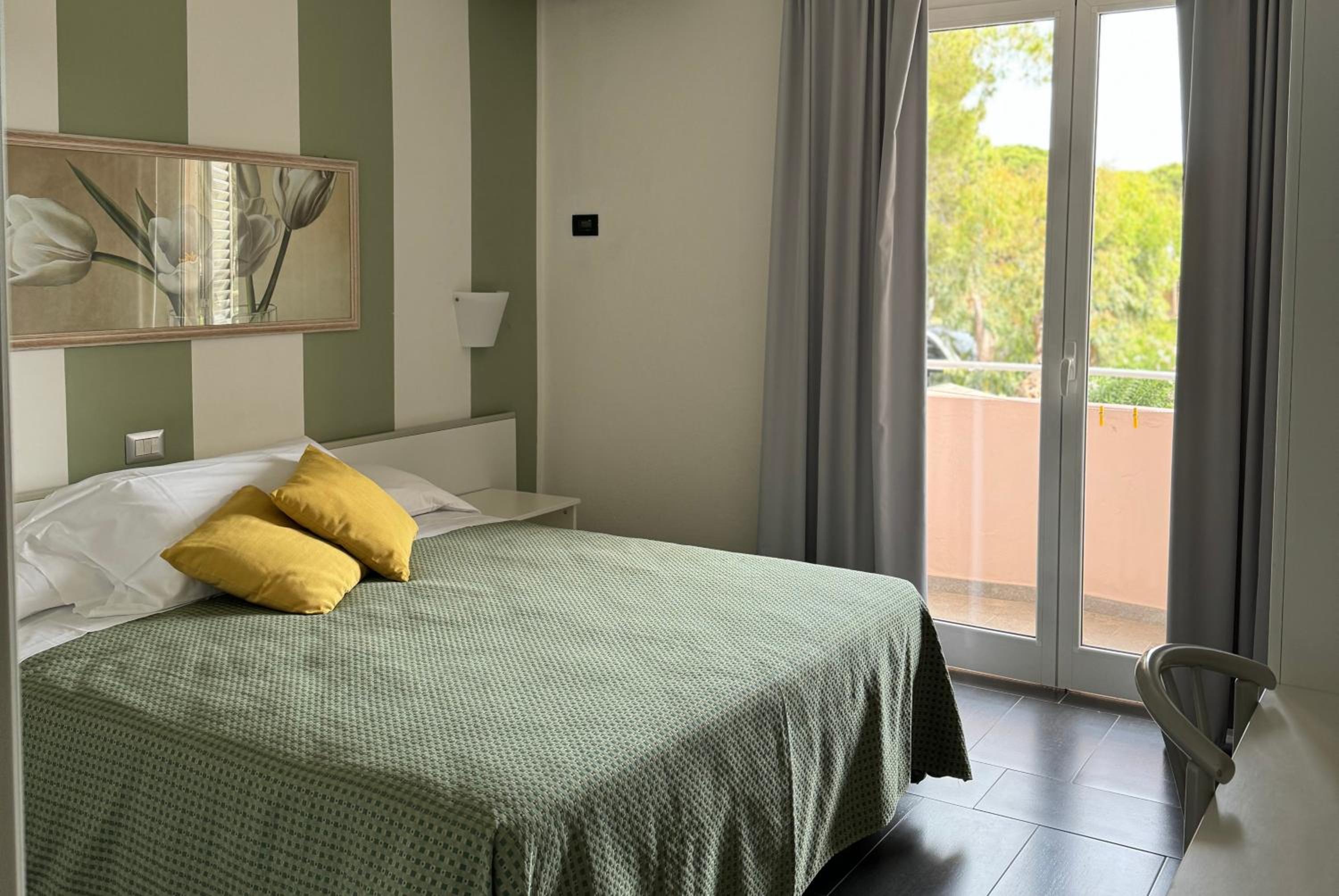 Double or Twin Room with Balcony
