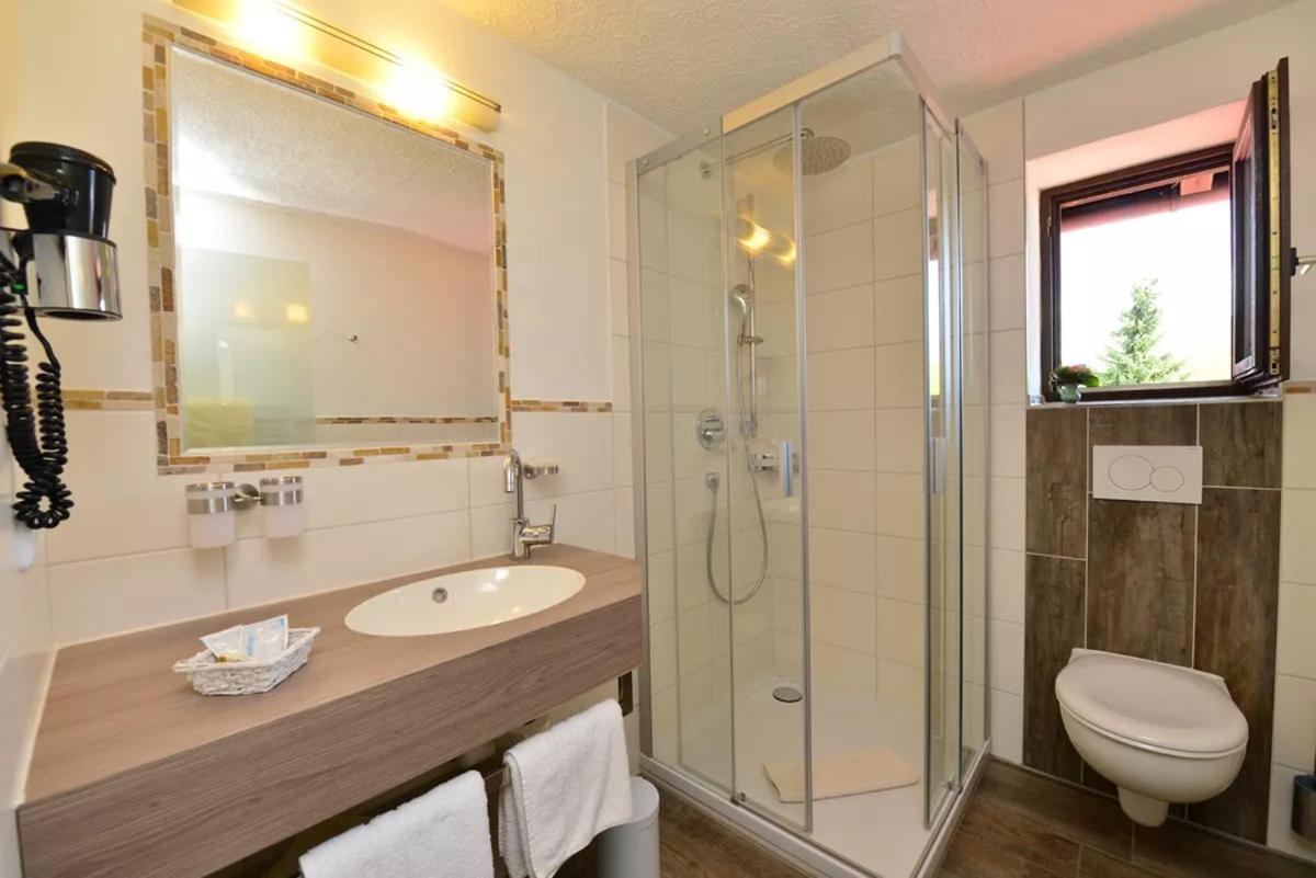 Large Double Room photo 2