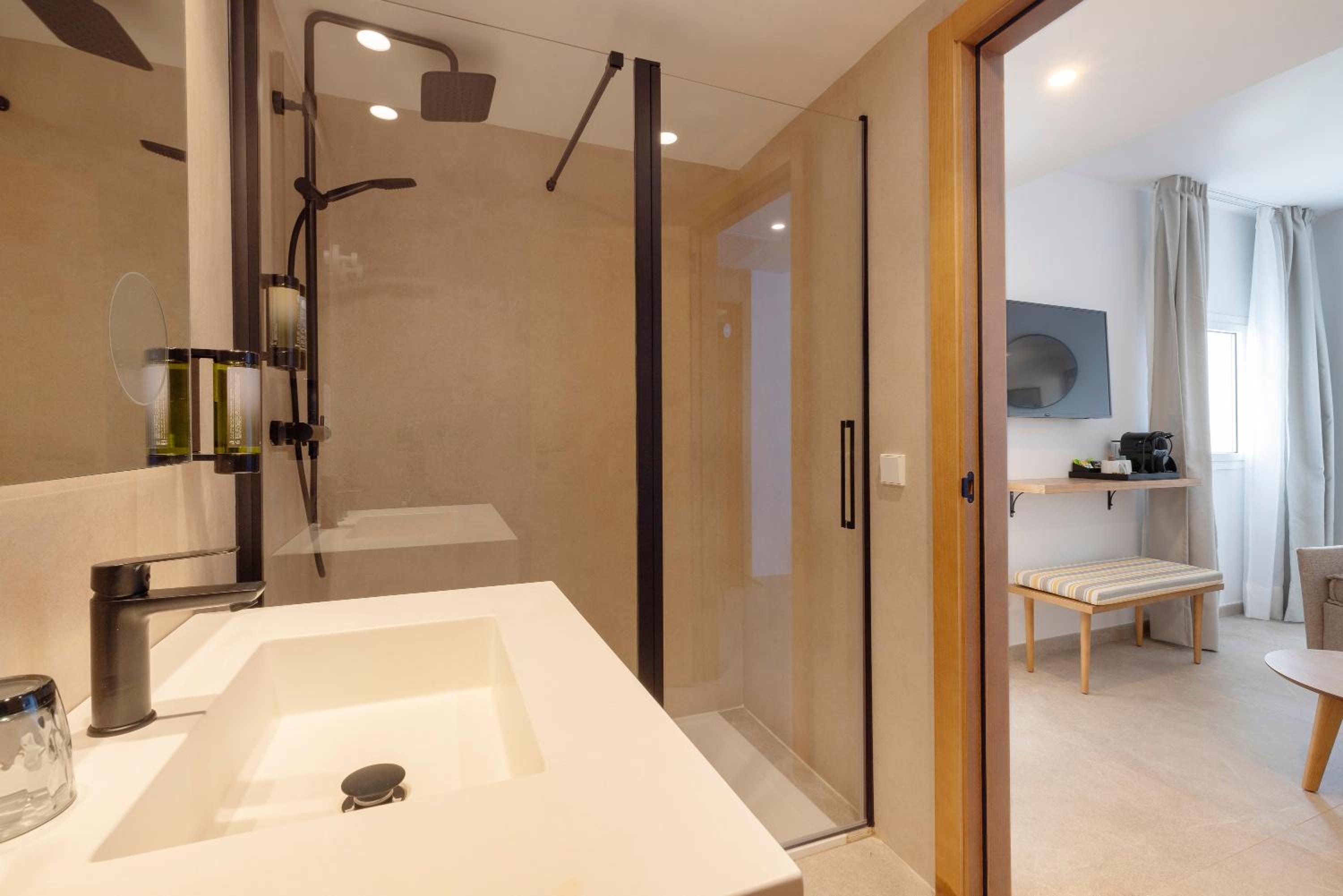 Junior Suite with Balcony