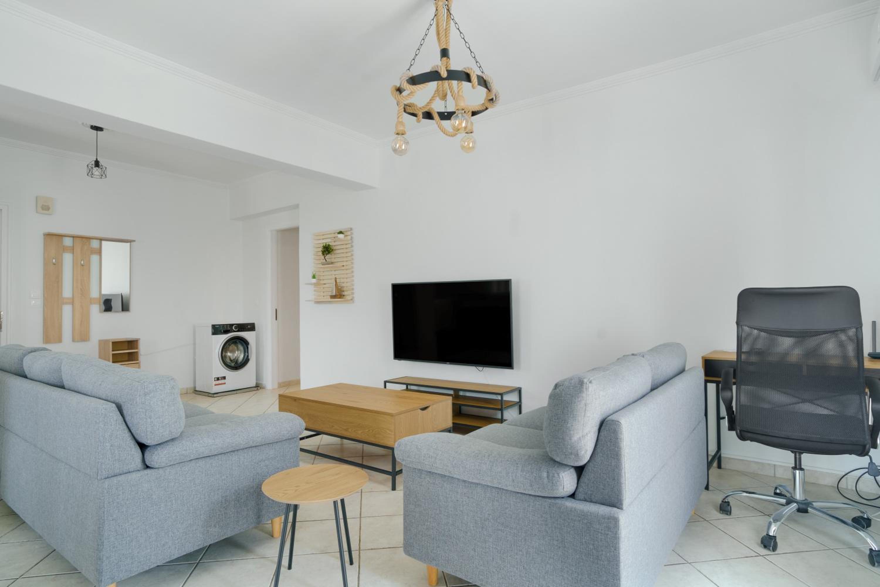 Three-Bedroom Superior Apartment