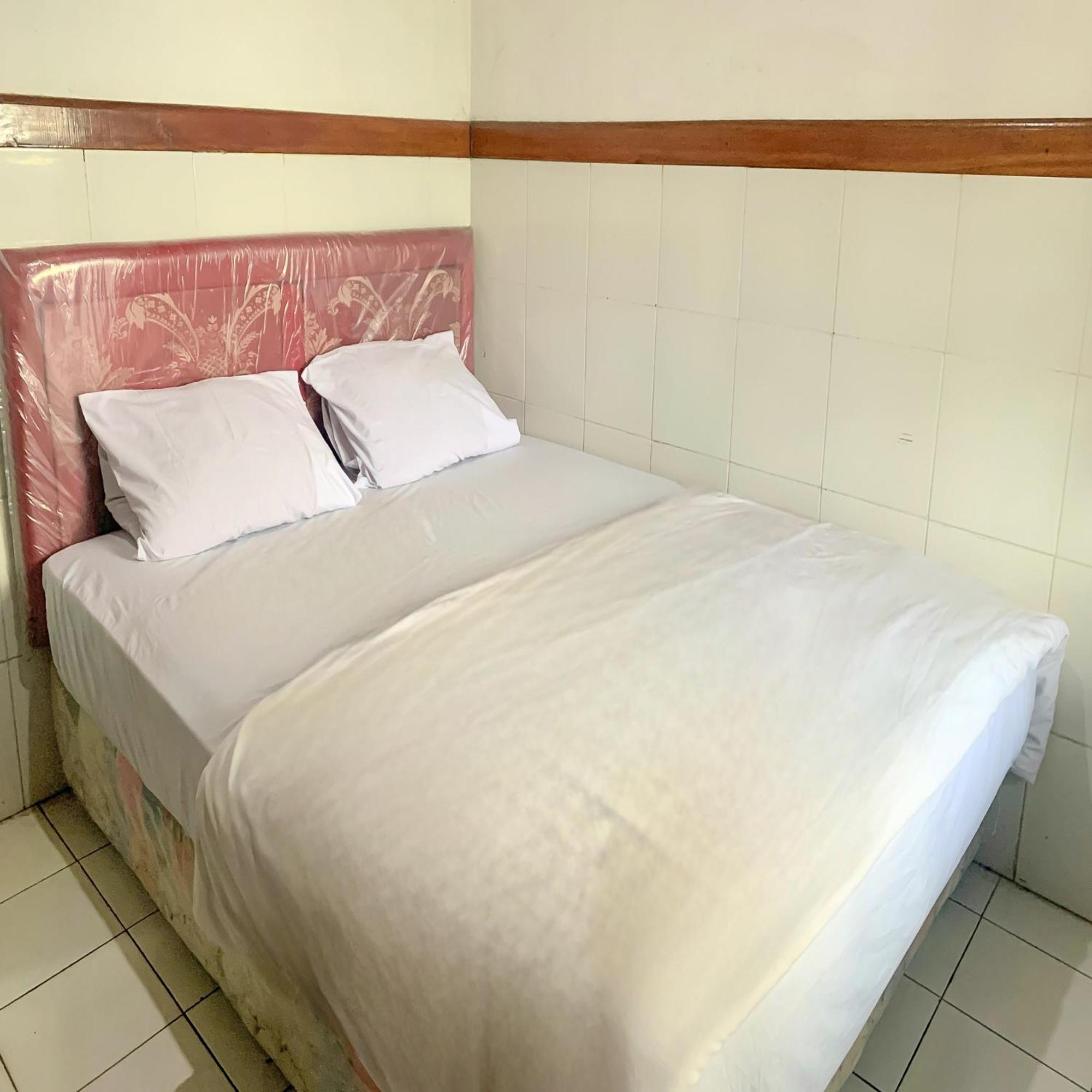 Standard Double Room - Photo 1